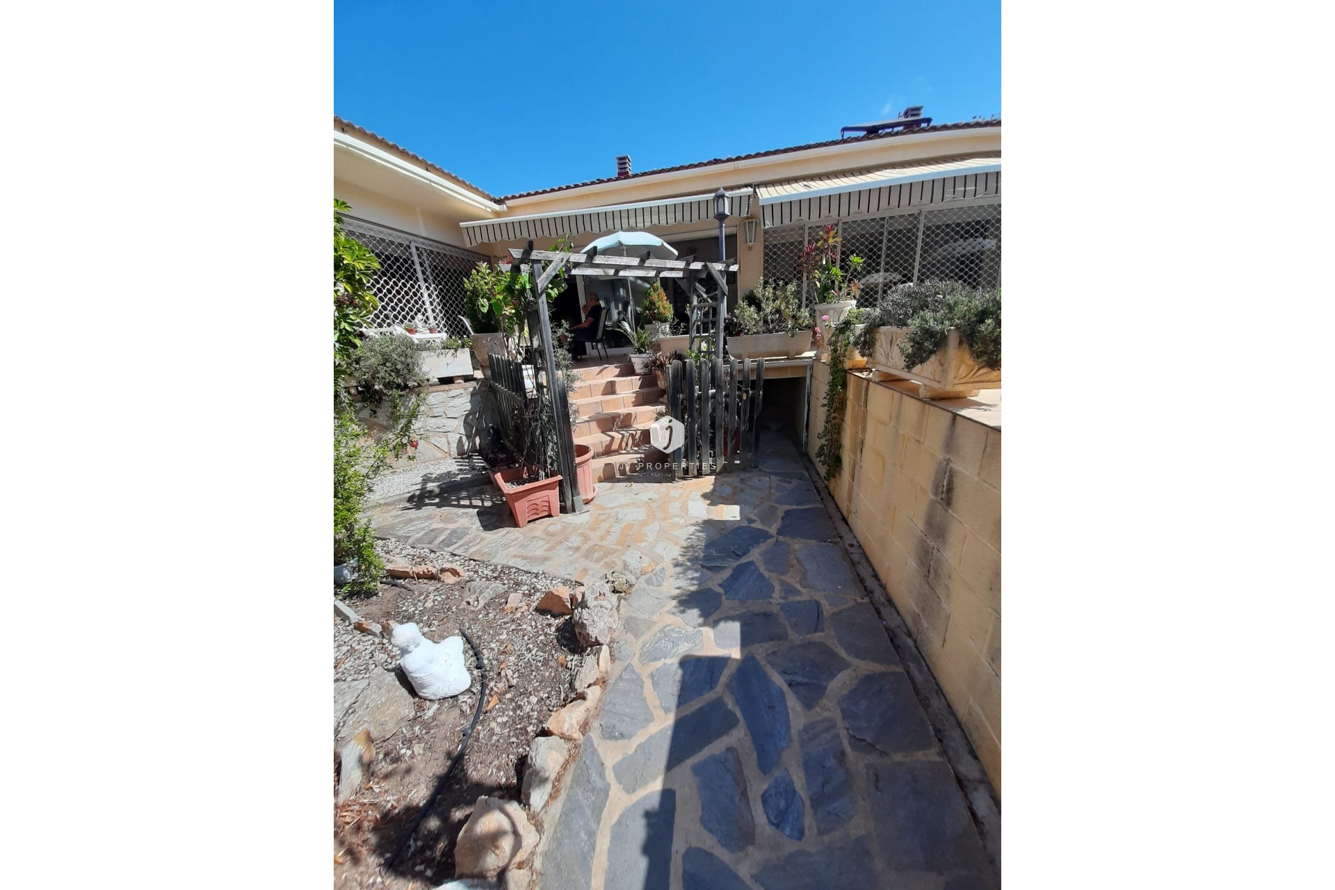 Z drugiej ręki - Villa -
Orihuela Costa - Costa Blanca