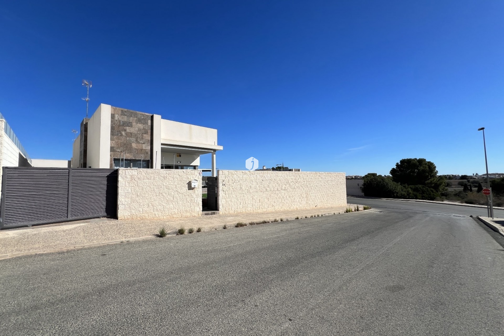 Z drugiej ręki - Villa -
Orihuela Costa - Costa Blanca