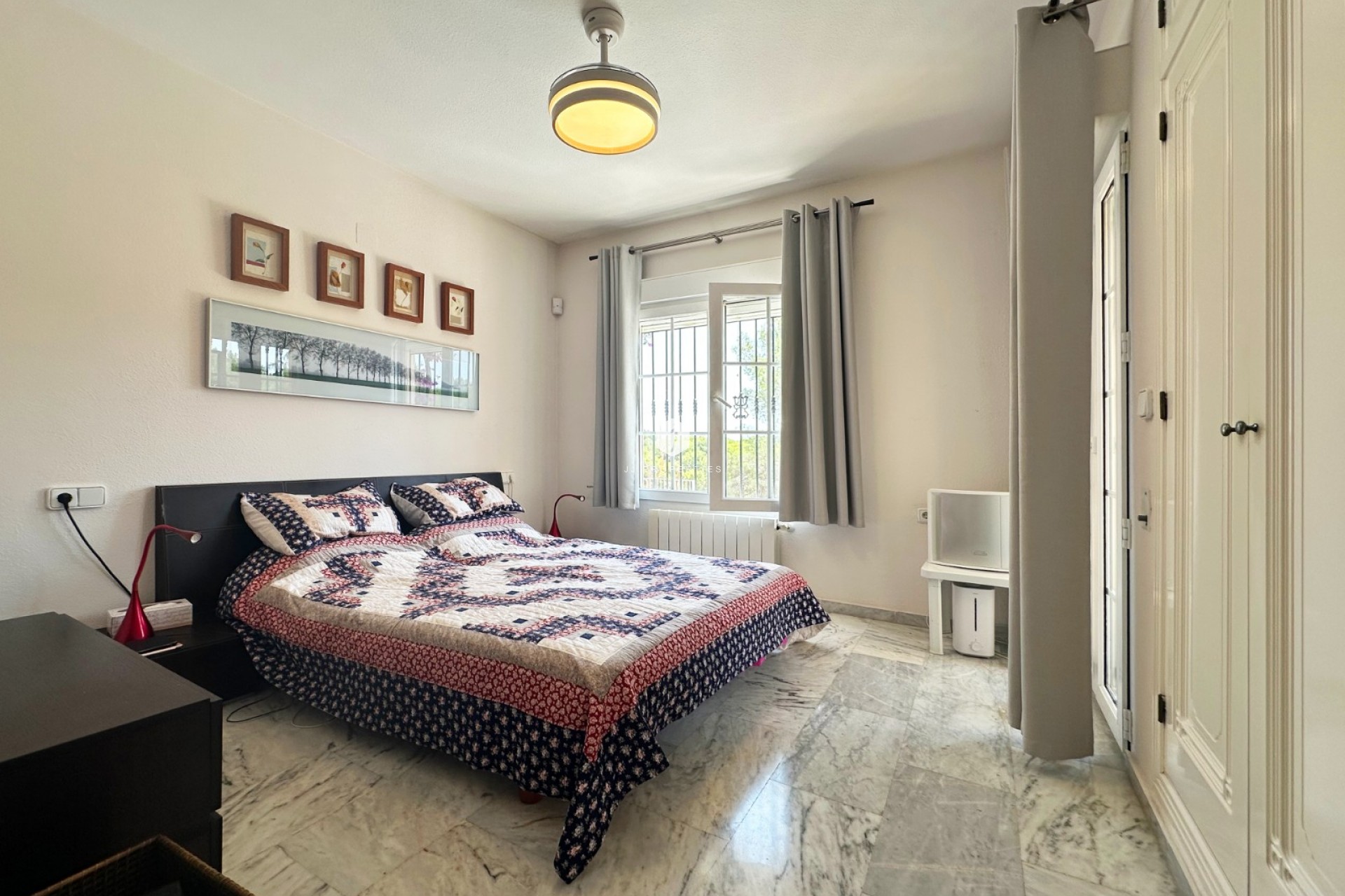 Z drugiej ręki - Villa -
Orihuela Costa - Costa Blanca