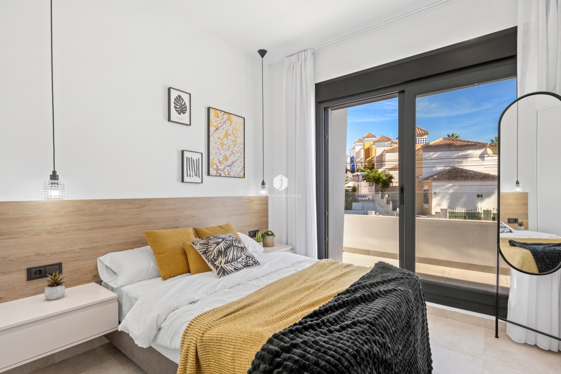 Z drugiej ręki - Villa -
Orihuela Costa - Costa Blanca