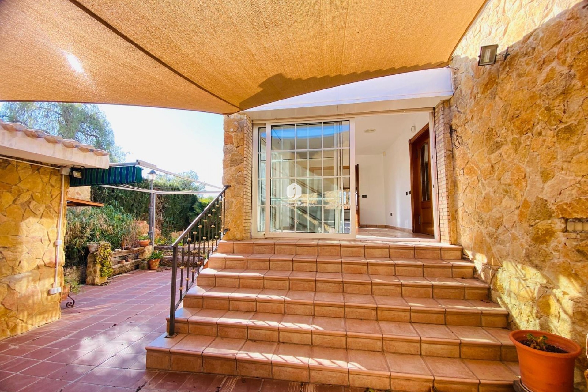 Z drugiej ręki - Villa -
Orihuela Costa - La Florida