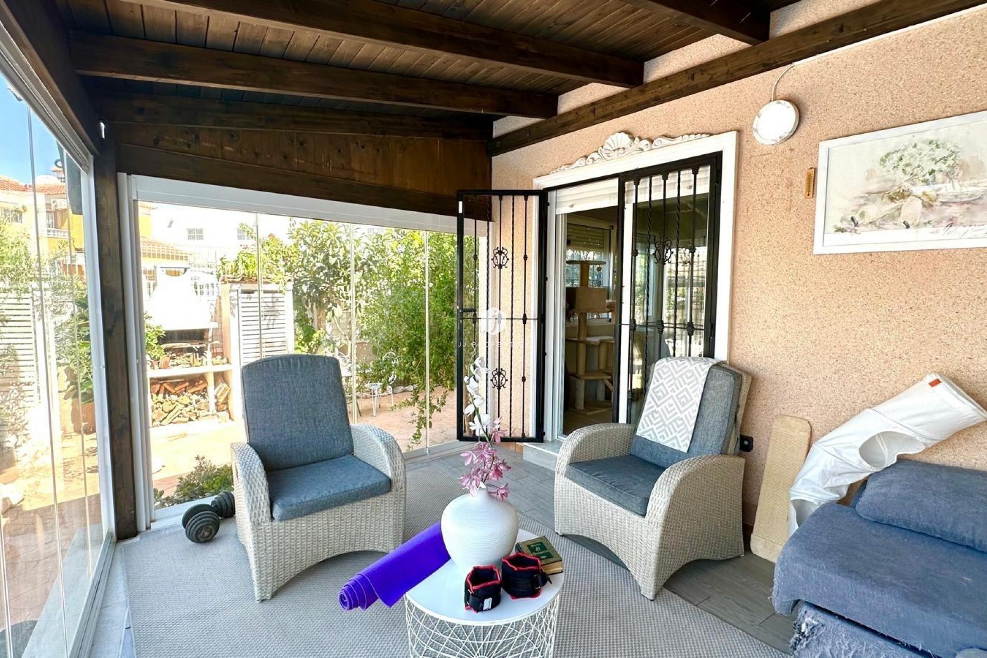 Z drugiej ręki - Villa -
Orihuela Costa - La Regia