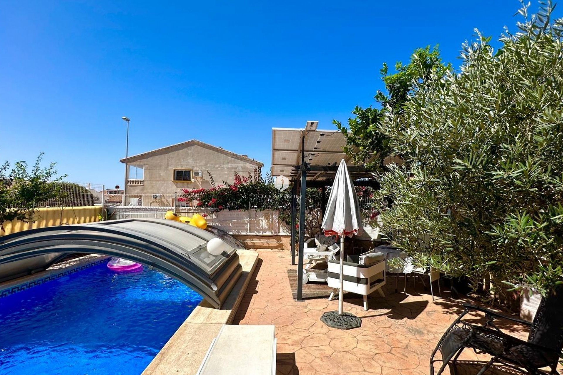 Z drugiej ręki - Villa -
Orihuela Costa - La Regia