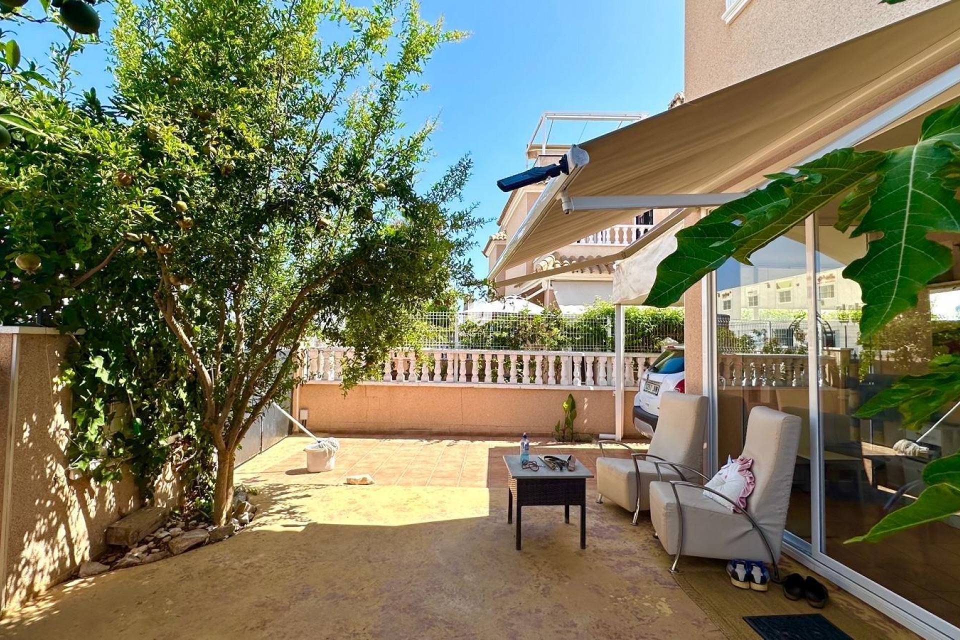 Z drugiej ręki - Villa -
Orihuela Costa - La Regia
