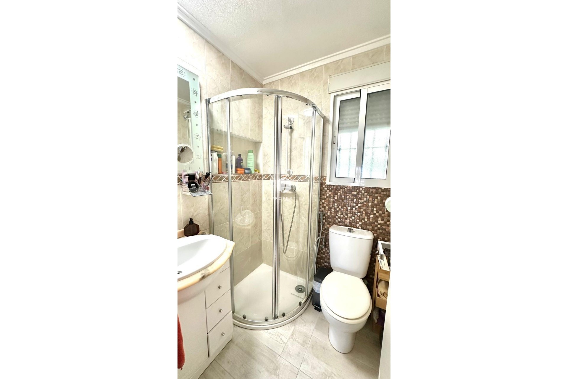 Z drugiej ręki - Villa -
Orihuela Costa - La Regia