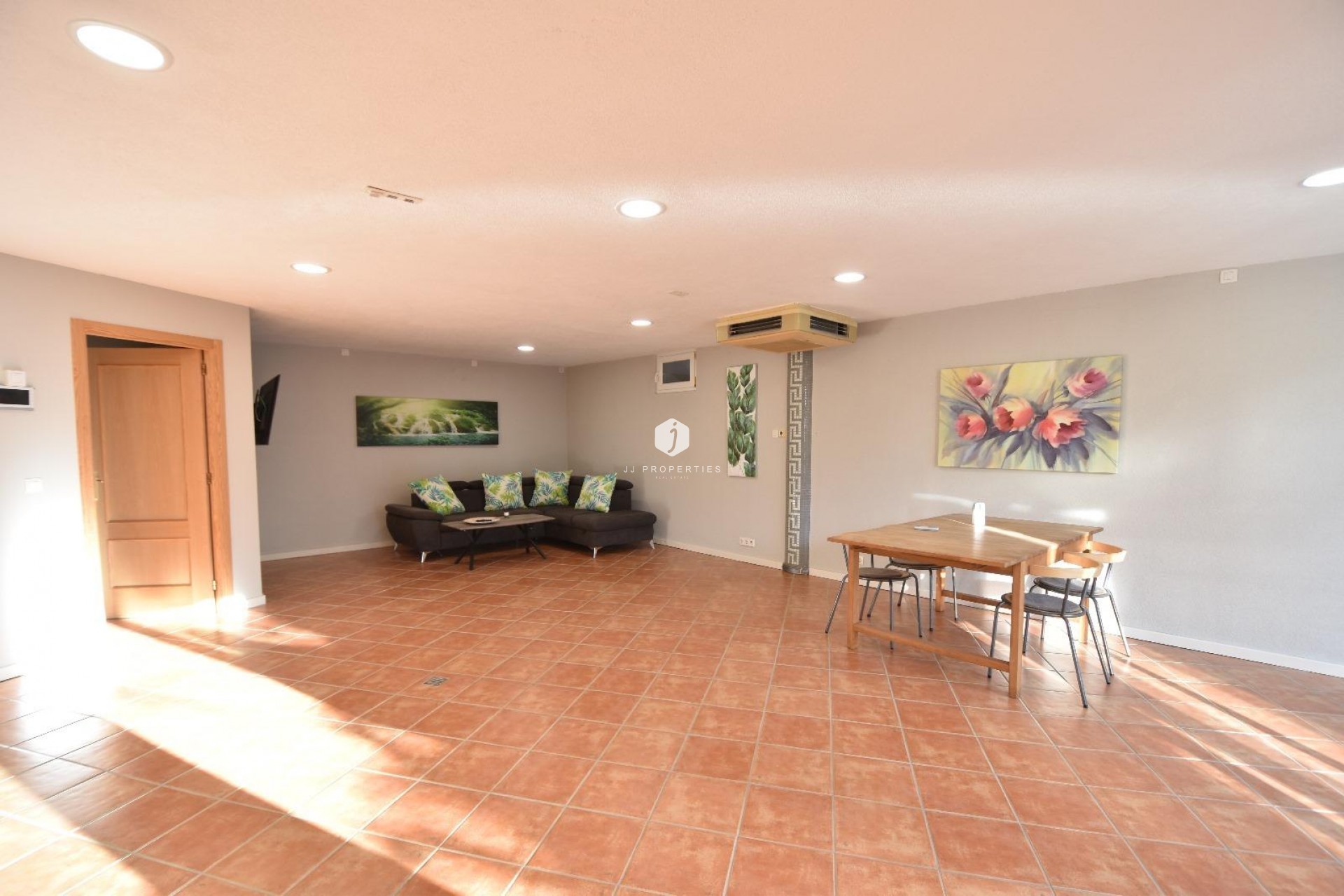 Z drugiej ręki - Villa -
Orihuela Costa - La Zenia