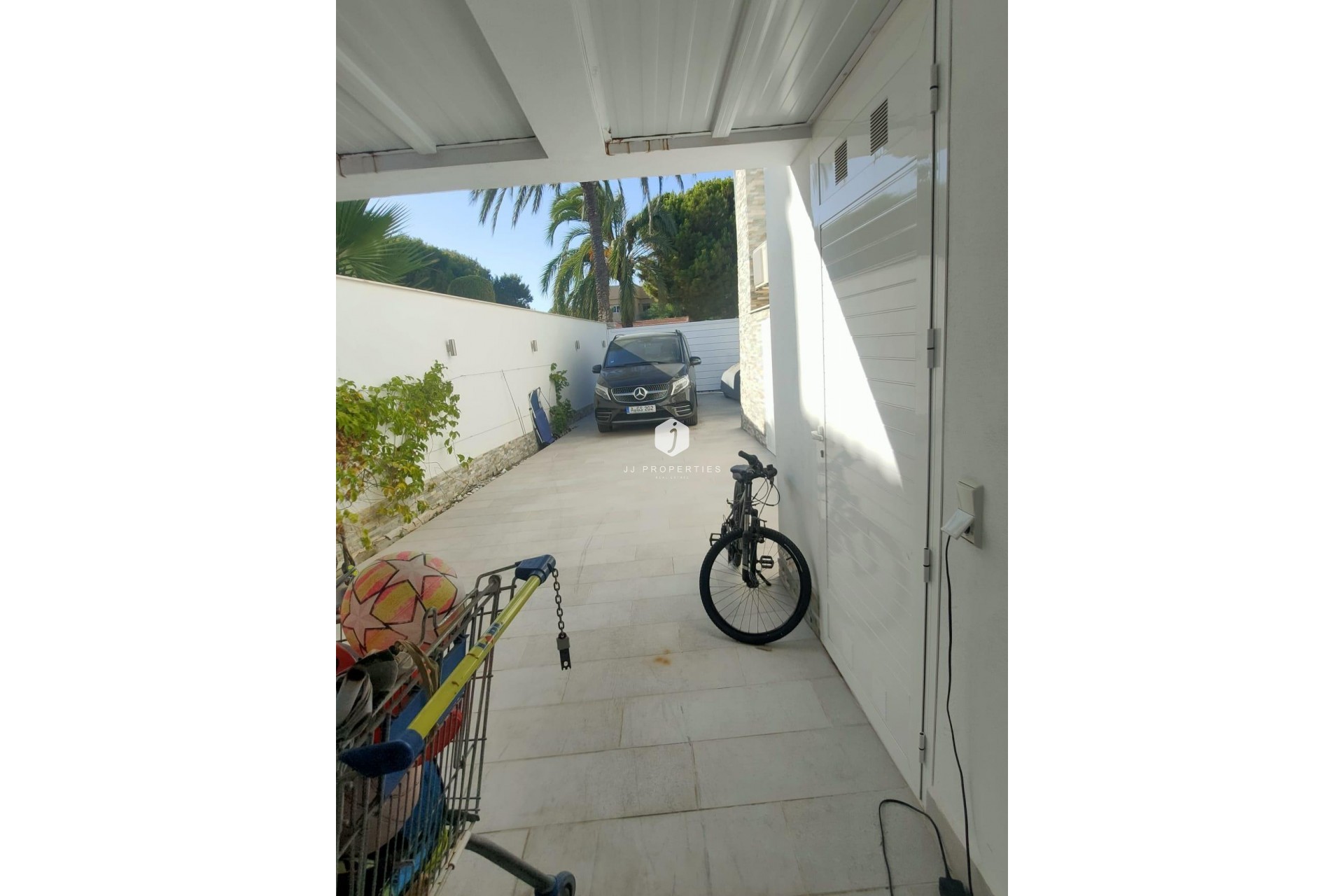 Z drugiej ręki - Villa -
Orihuela Costa - La Zenia