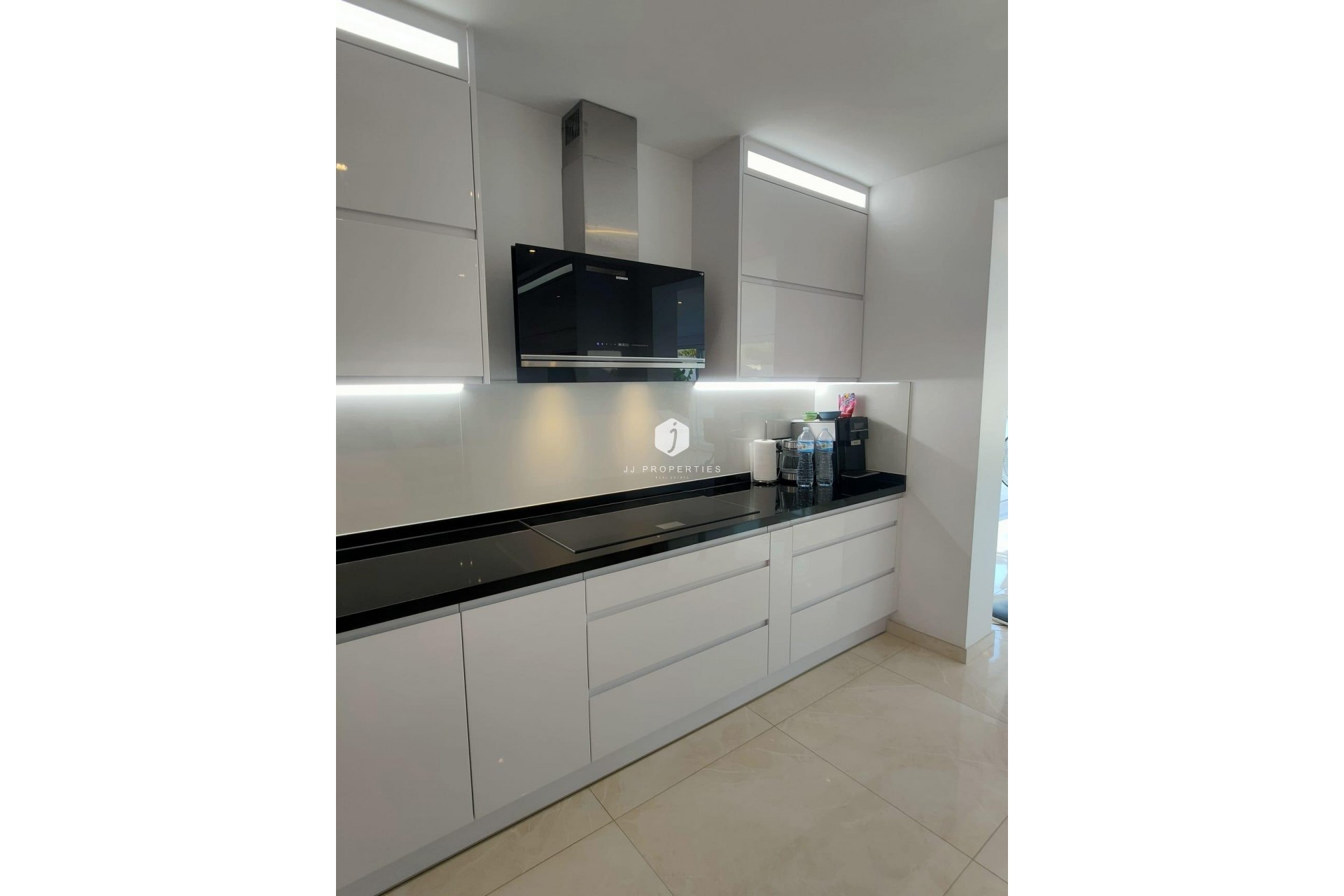 Z drugiej ręki - Villa -
Orihuela Costa - La Zenia