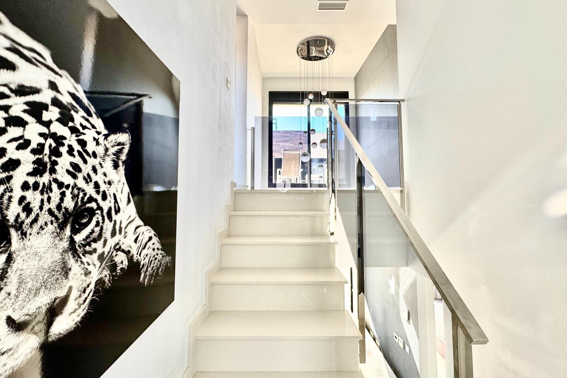 Z drugiej ręki - Villa -
Orihuela Costa - Lomas de Cabo Roig