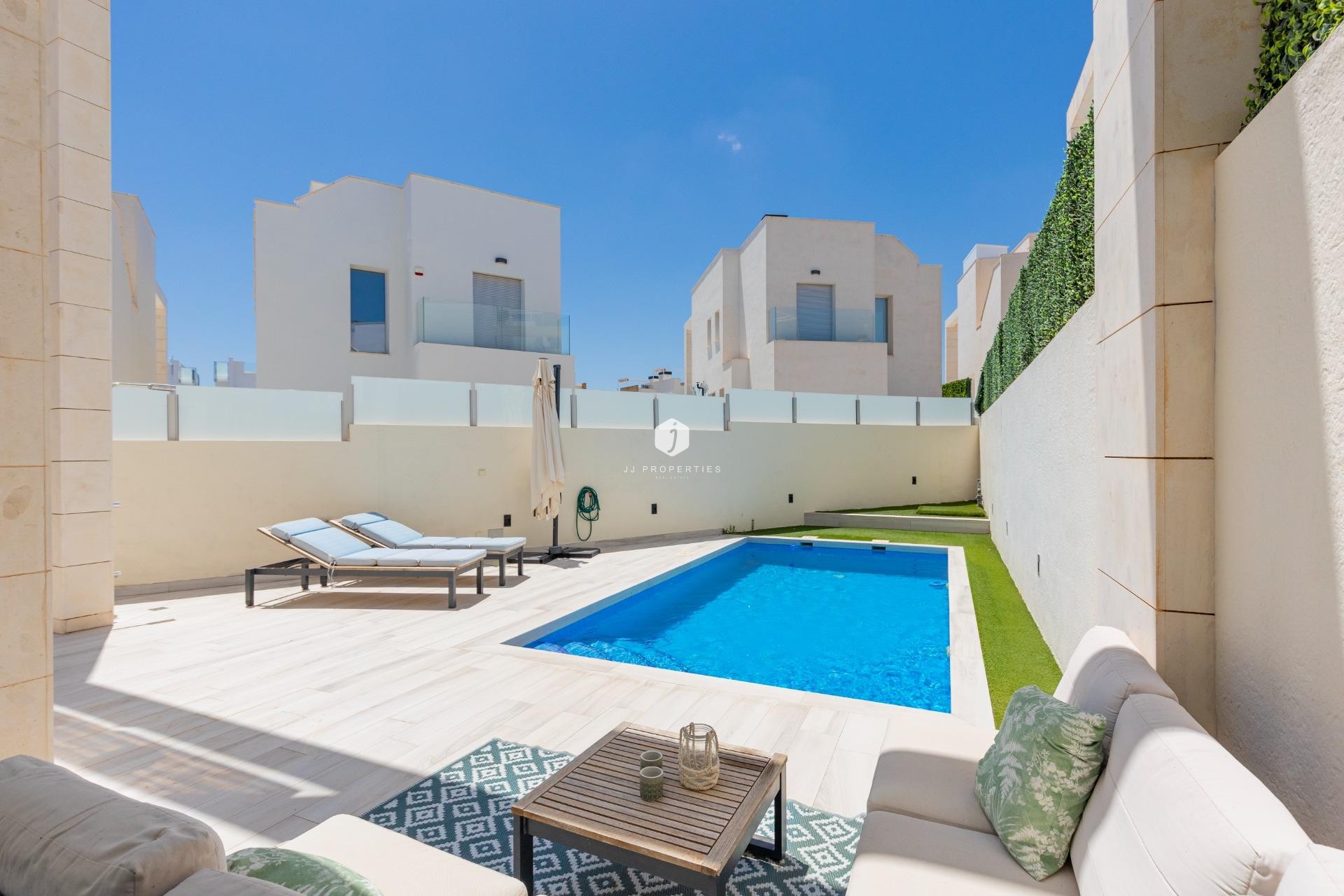 Z drugiej ręki - Villa -
Orihuela Costa - Lomas de Cabo Roig