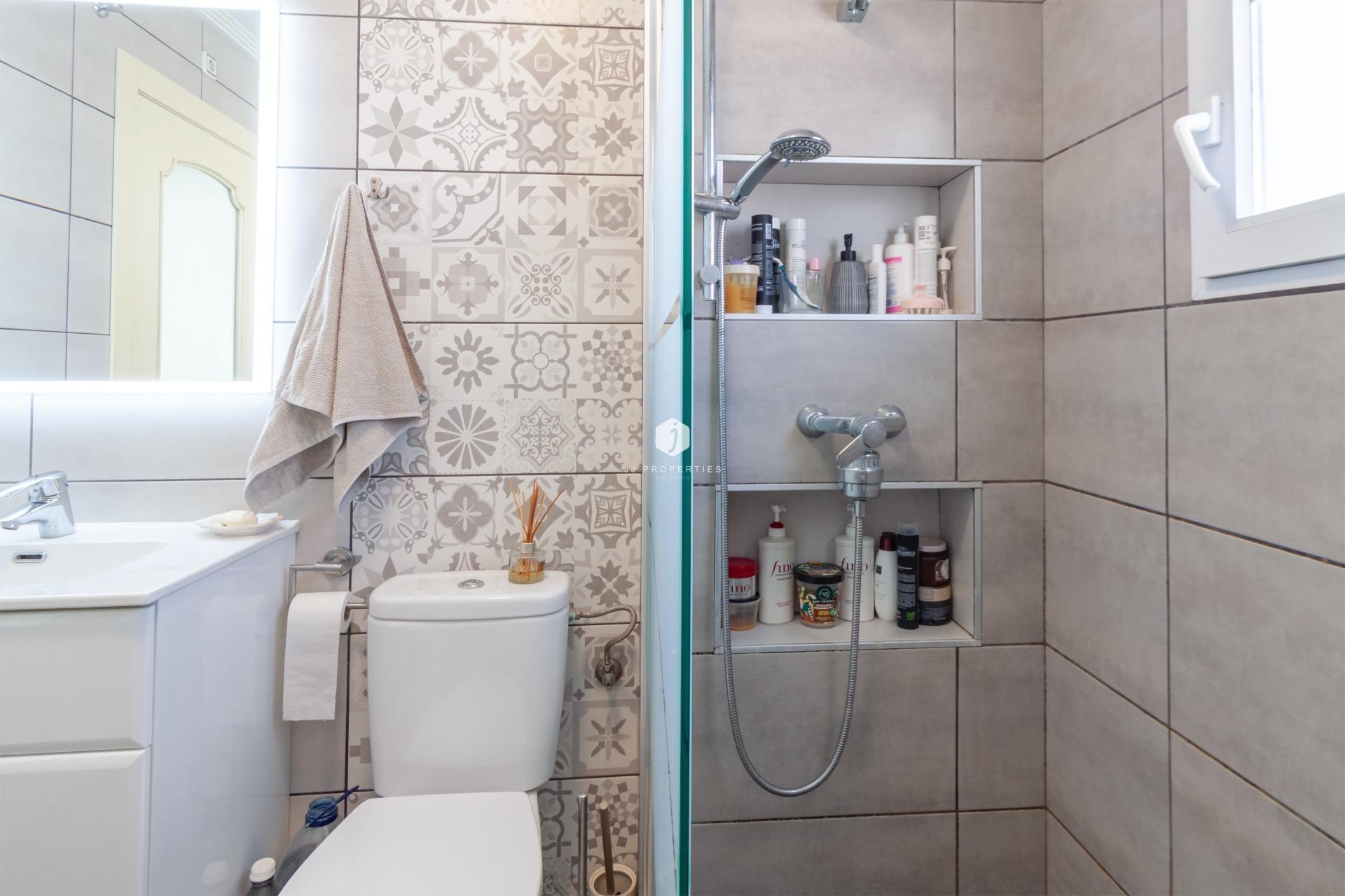 Z drugiej ręki - Villa -
Orihuela Costa - Los Almendros-la Florida