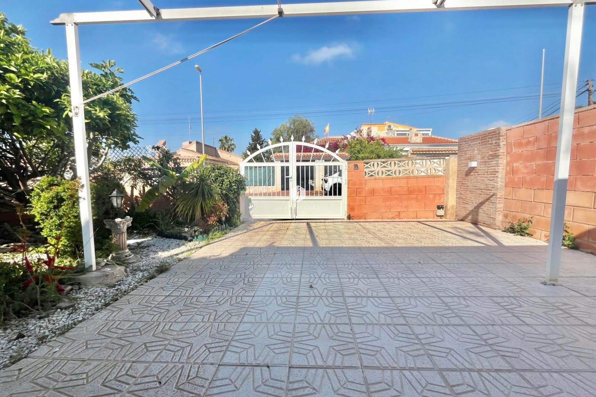 Z drugiej ręki - Villa -
Orihuela Costa - Los Almendros-la Florida
