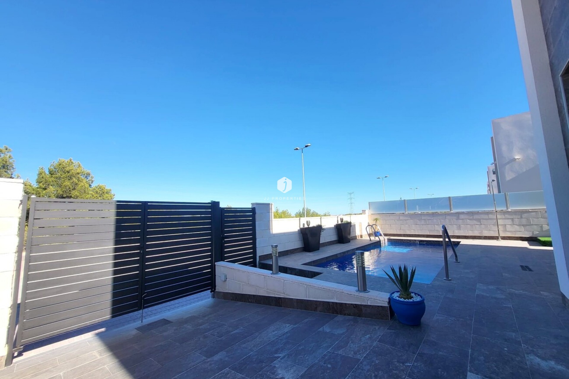 Z drugiej ręki - Villa -
Orihuela Costa - PAU 26