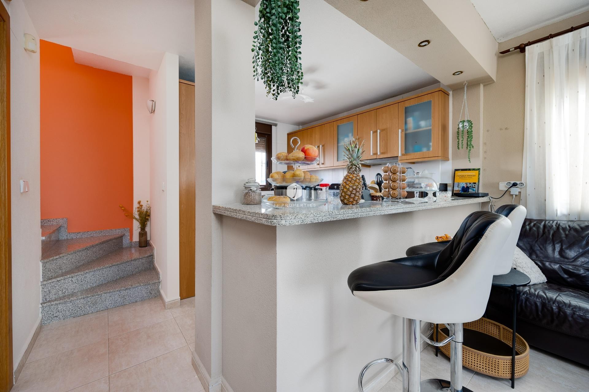 Z drugiej ręki - Villa -
Orihuela Costa - PAU 8