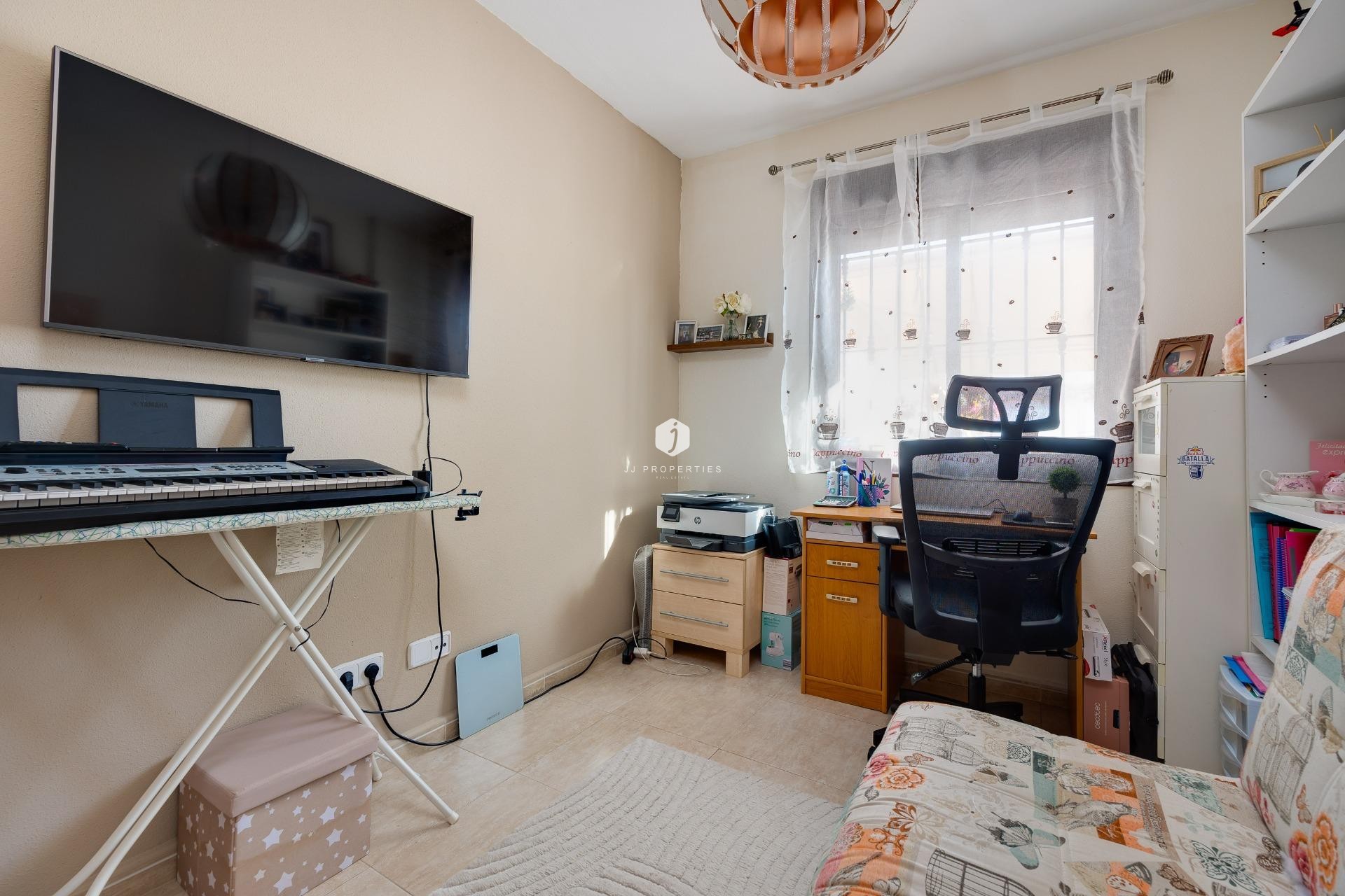 Z drugiej ręki - Villa -
Orihuela Costa - PAU 8