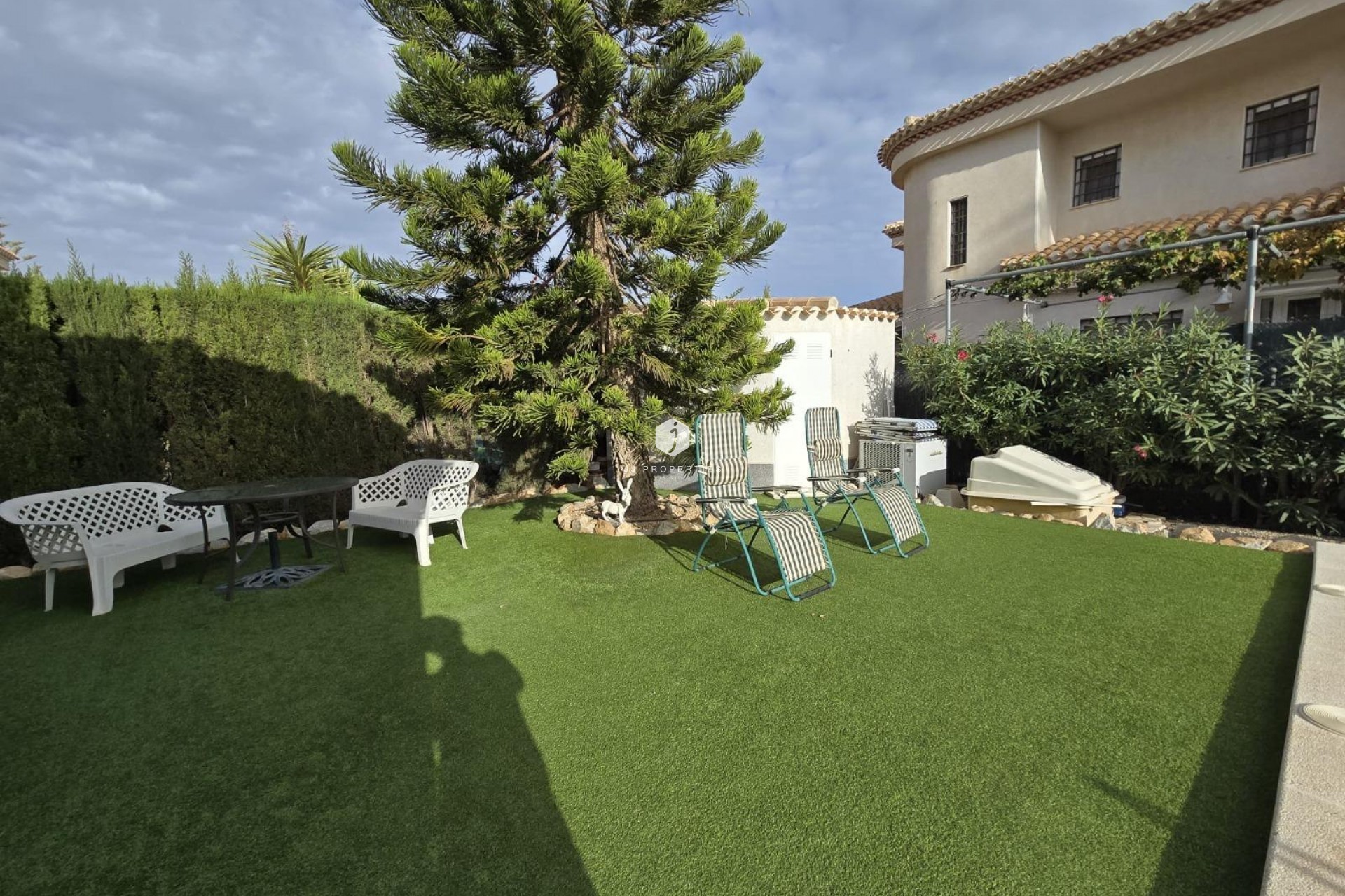 Z drugiej ręki - Villa -
Orihuela Costa - Playa Flamenca