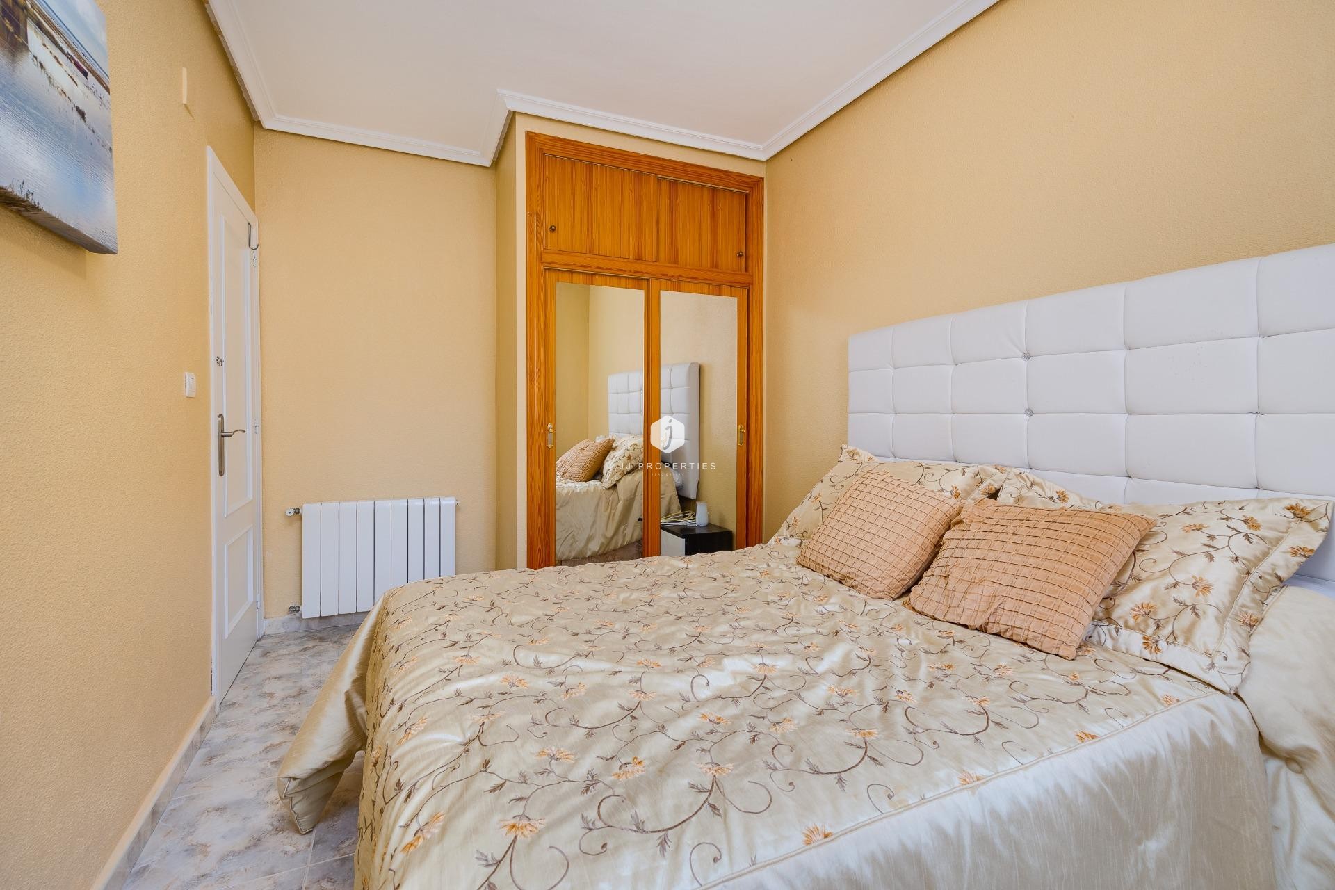 Z drugiej ręki - Villa -
Orihuela Costa - Villamartín-las Filipinas