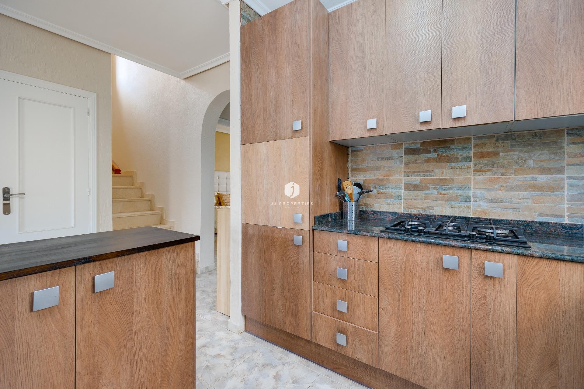 Z drugiej ręki - Villa -
Orihuela Costa - Villamartín-las Filipinas