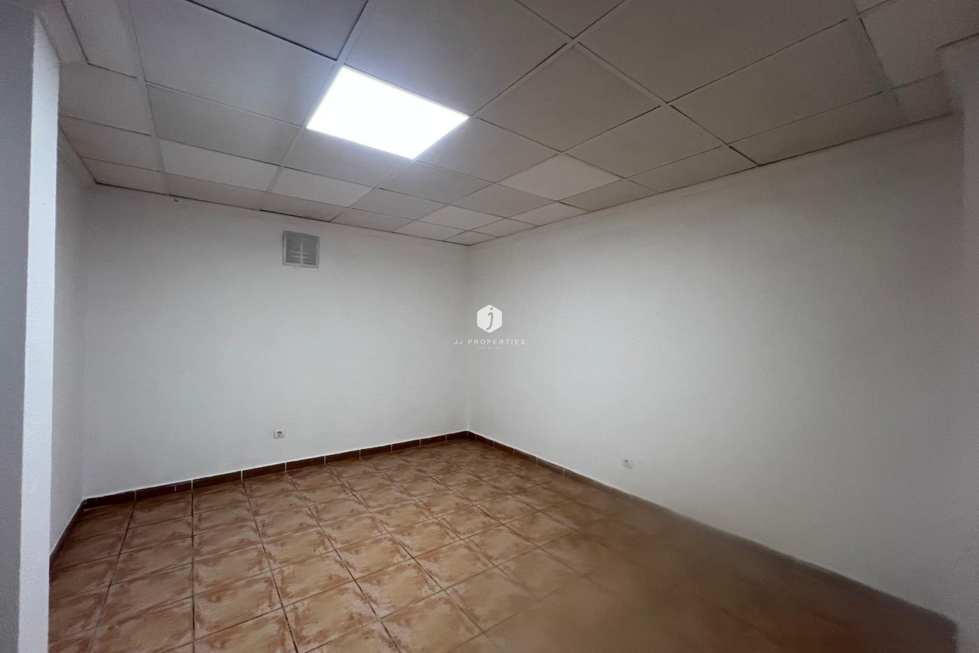 Z drugiej ręki - Villa -
Orihuela Costa - Villamartín-las Filipinas