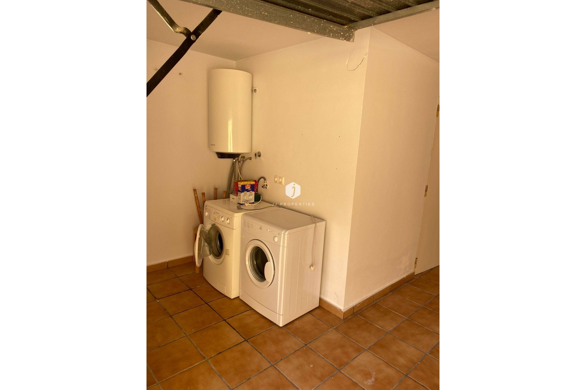 Z drugiej ręki - Villa -
Orihuela Costa - Villamartín-las Filipinas