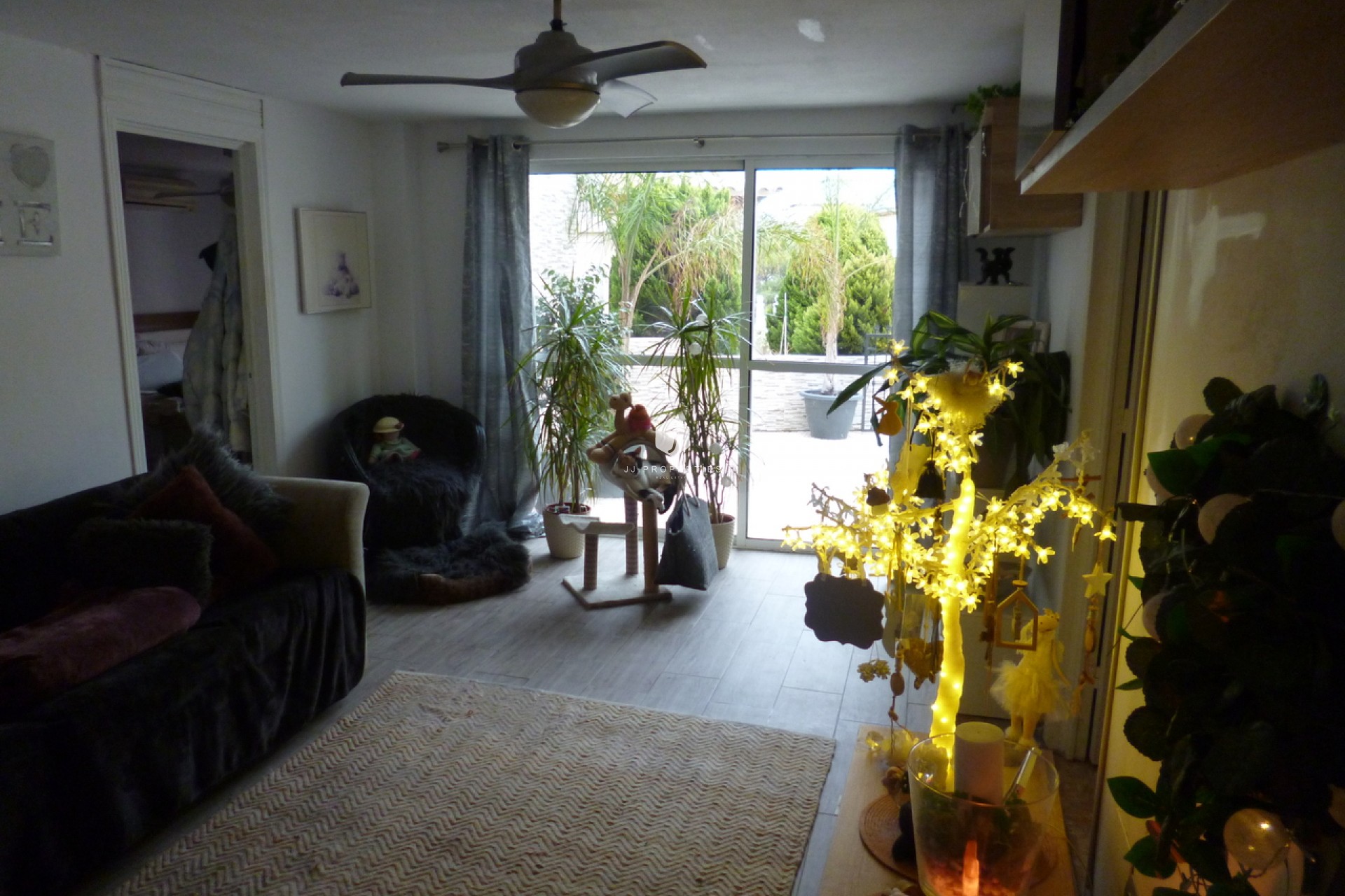 Z drugiej ręki - Villa -
Playa Flamenca - Costa Blanca