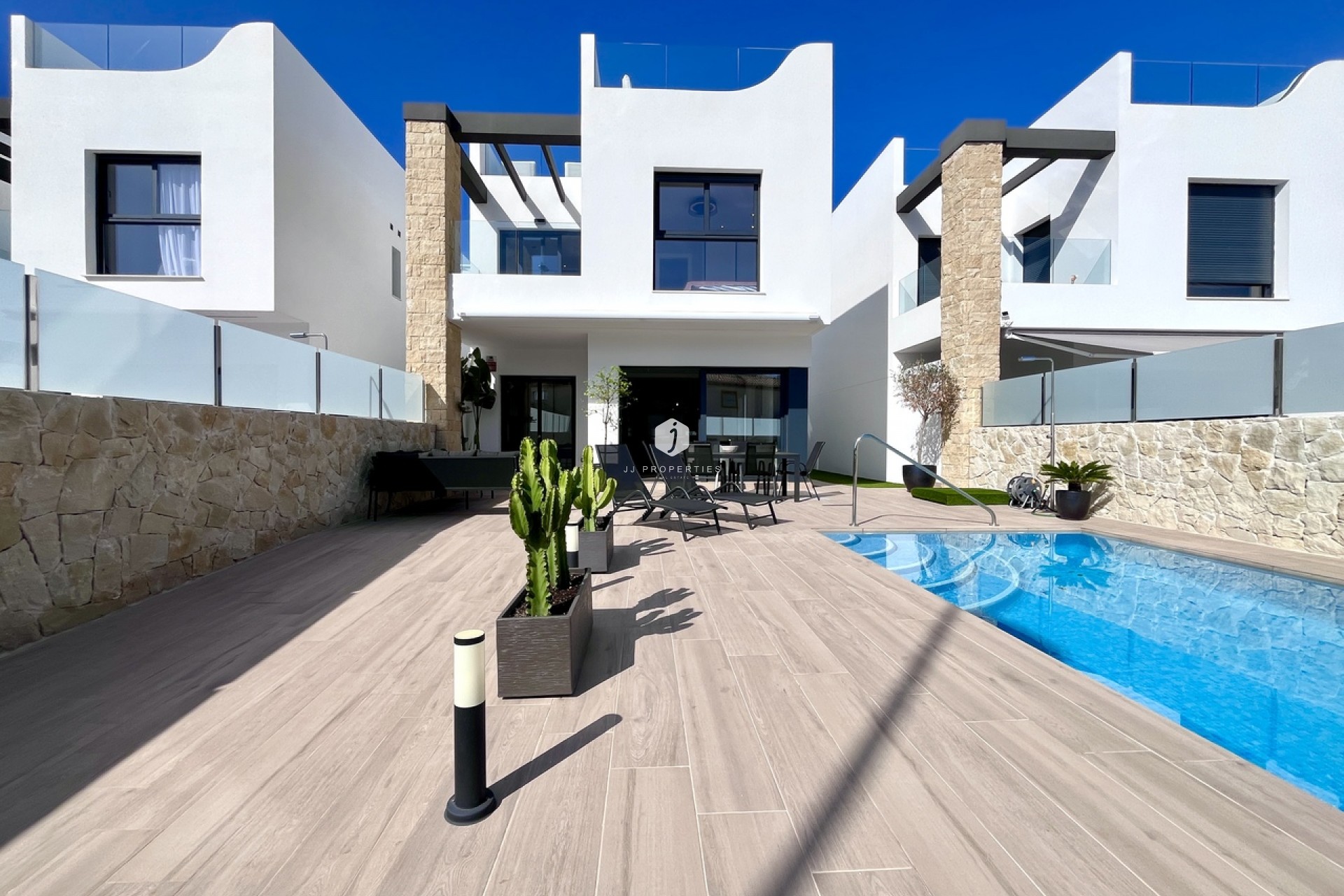 Z drugiej ręki - Villa -
Punta Prima - Costa Blanca