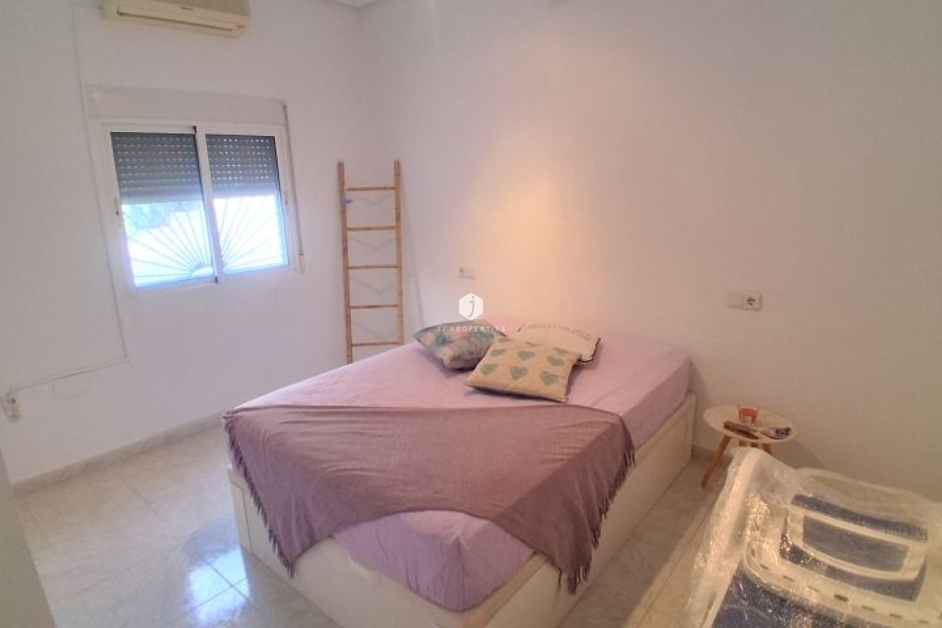 Z drugiej ręki - Villa -
Rojales - Inland