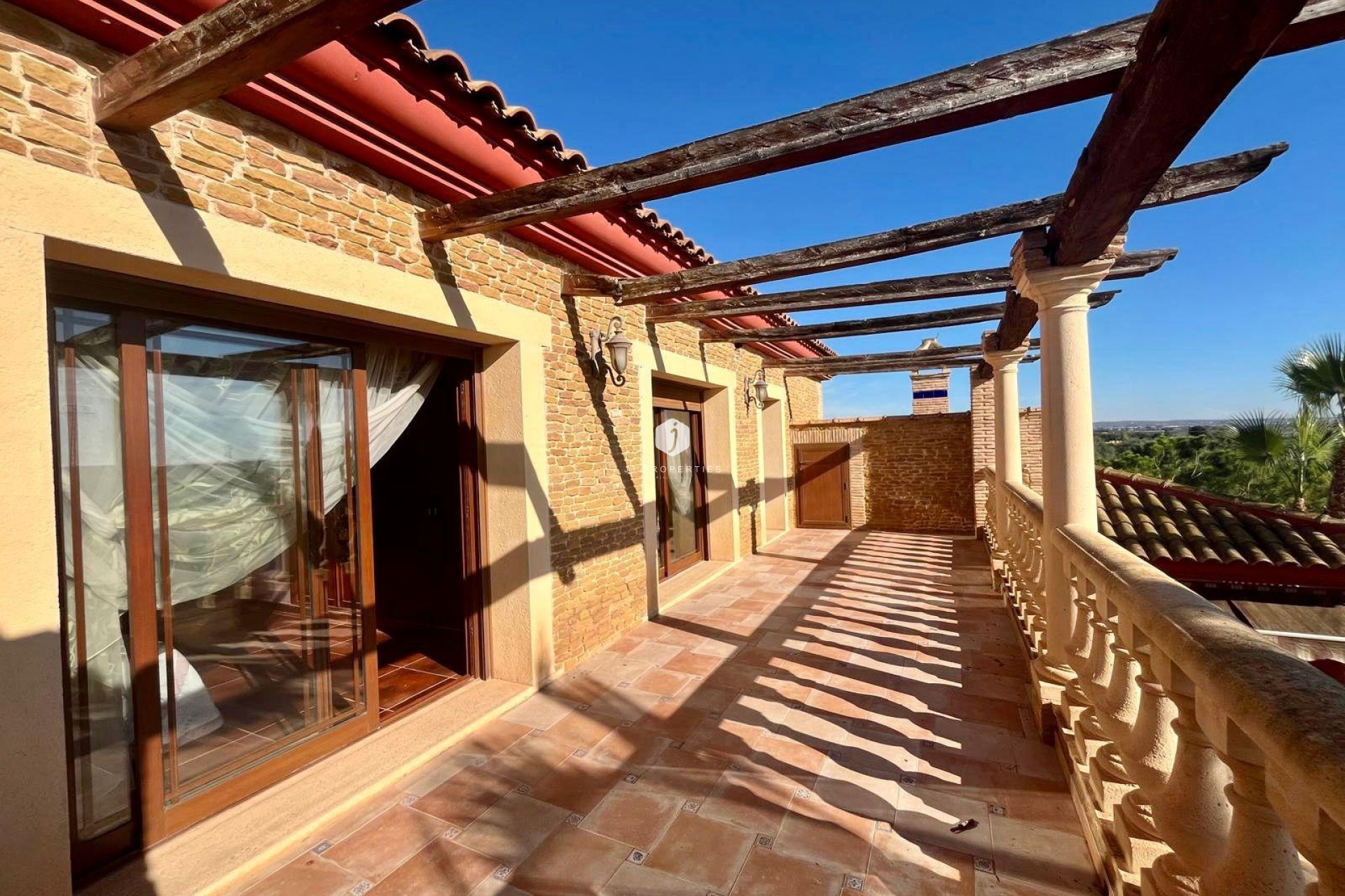 Z drugiej ręki - Villa -
Rojales - La Vega Baja