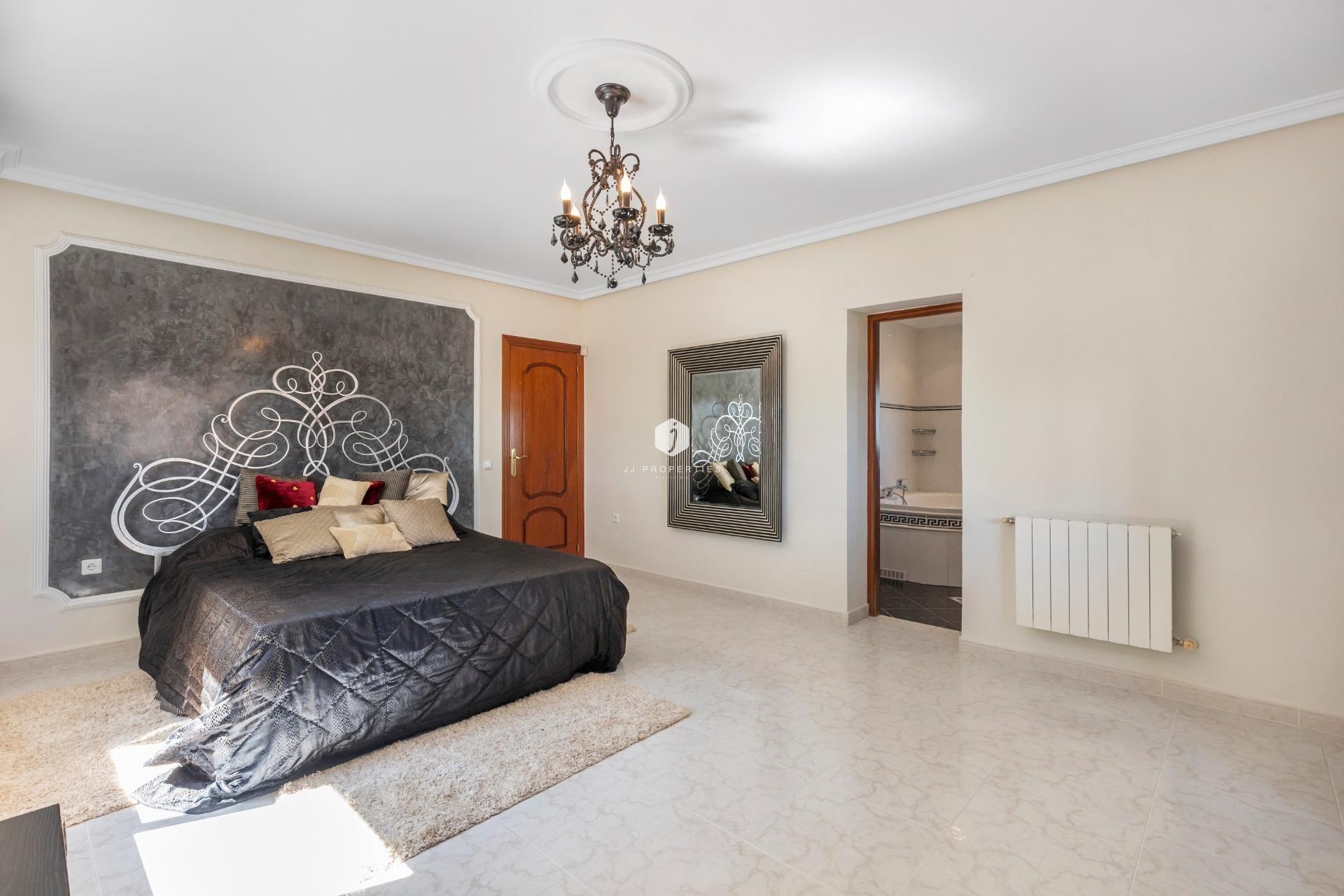 Z drugiej ręki - Villa -
Rojales - Pueblo Bravo