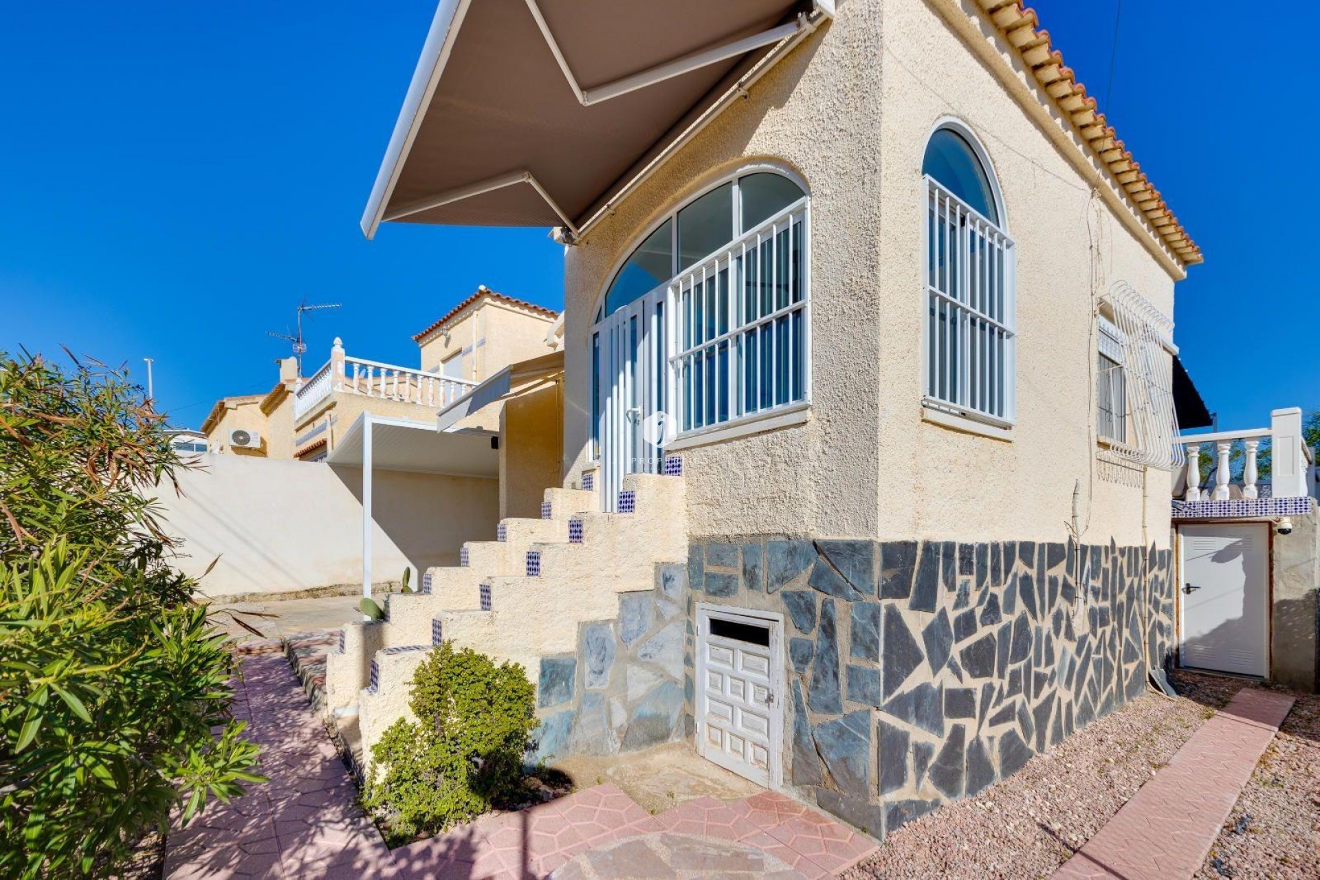 Z drugiej ręki - Villa -
San Fulgencio - La Marina