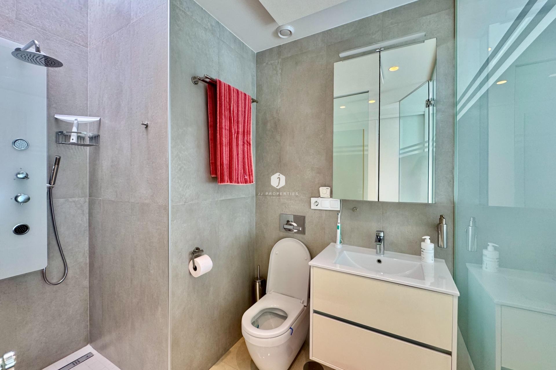 Z drugiej ręki - Villa -
San Miguel de Salinas - Bellavista