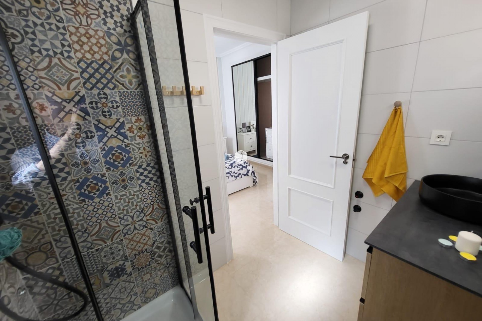 Z drugiej ręki - Villa -
San Miguel de Salinas - Cerro Del Sol