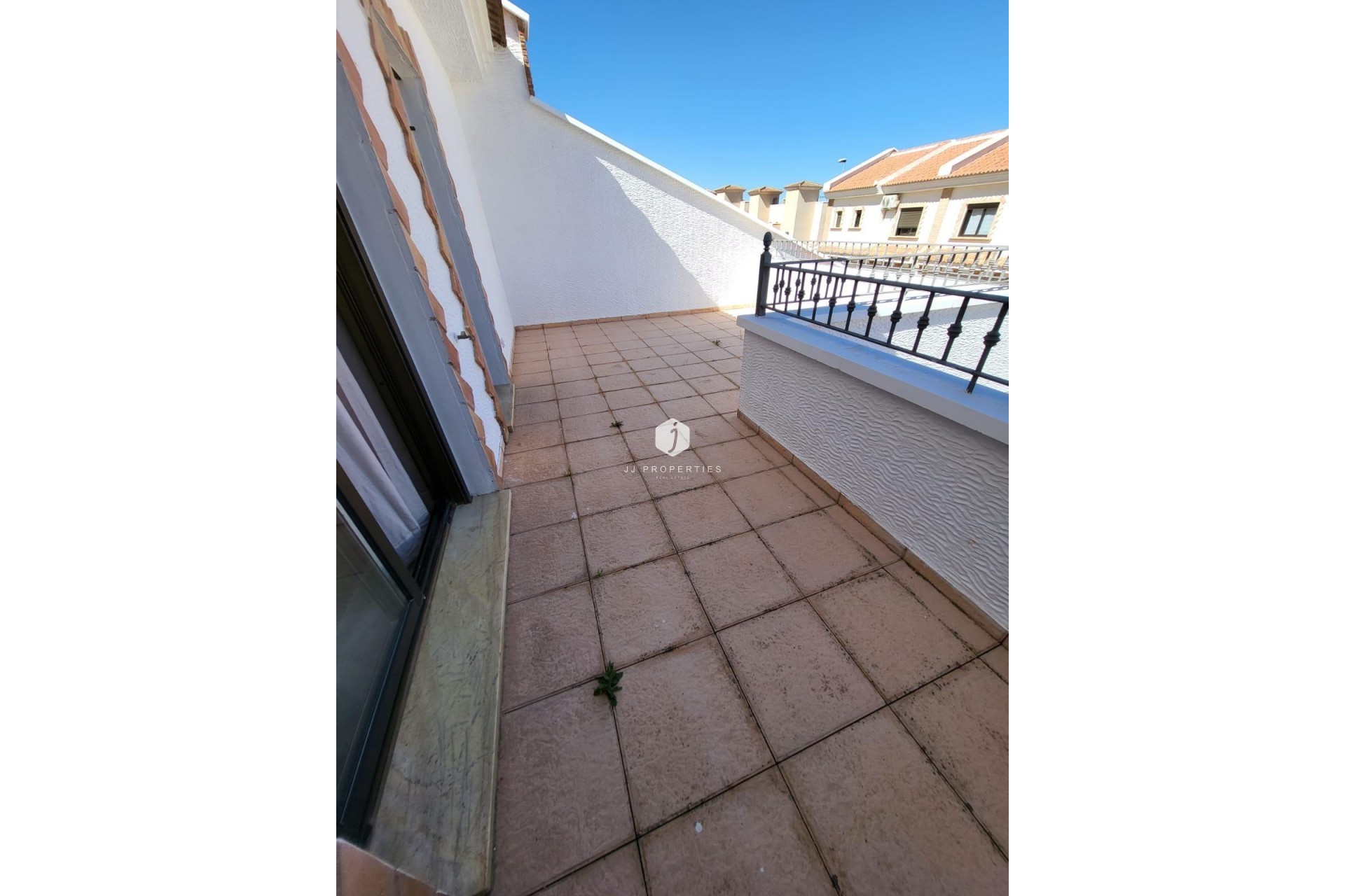 Z drugiej ręki - Villa -
San Miguel de Salinas - Cerro Del Sol