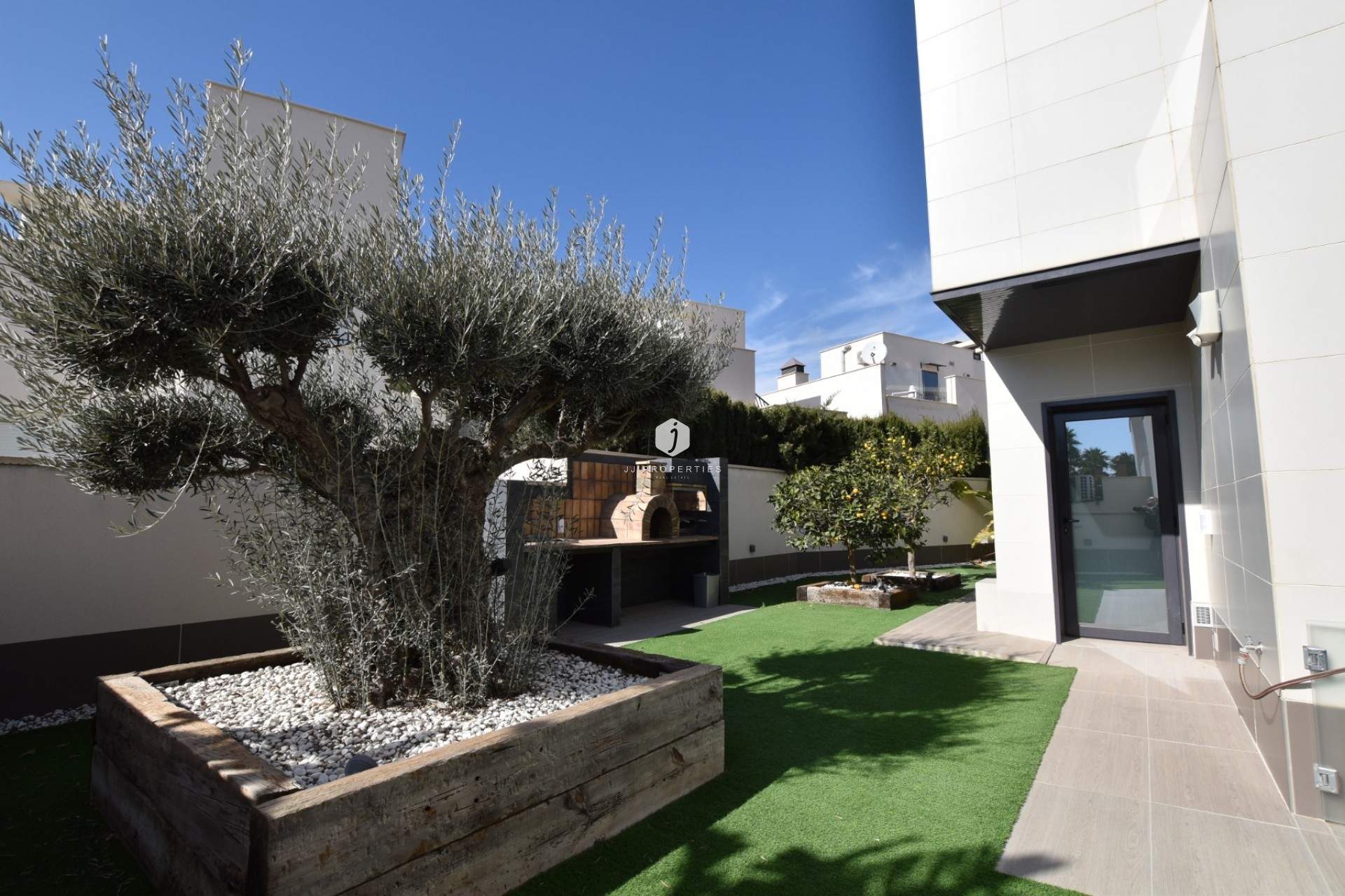 Z drugiej ręki - Villa -
San Miguel de Salinas - Inland