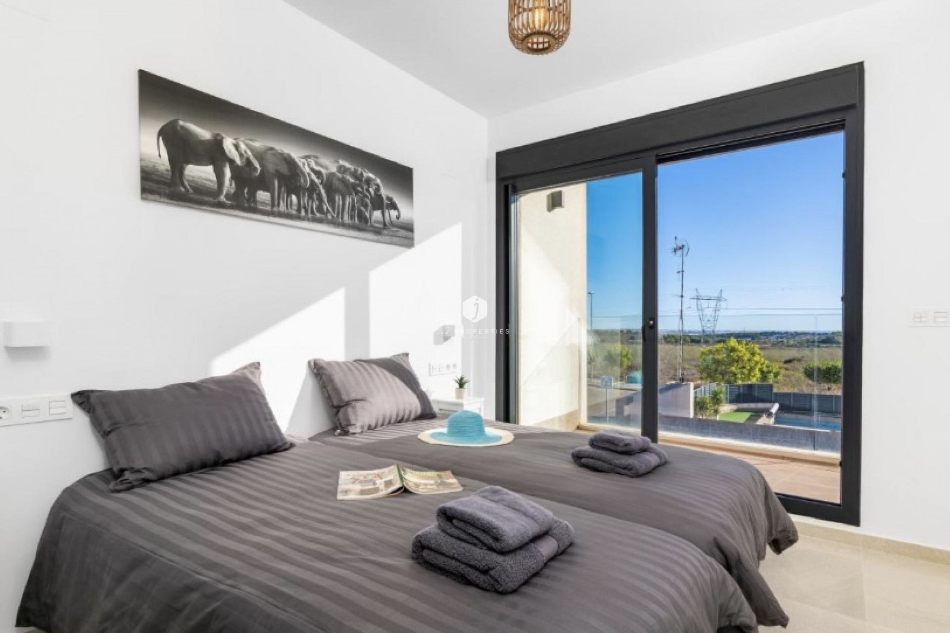 Z drugiej ręki - Villa -
San Miguel de Salinas - Inland