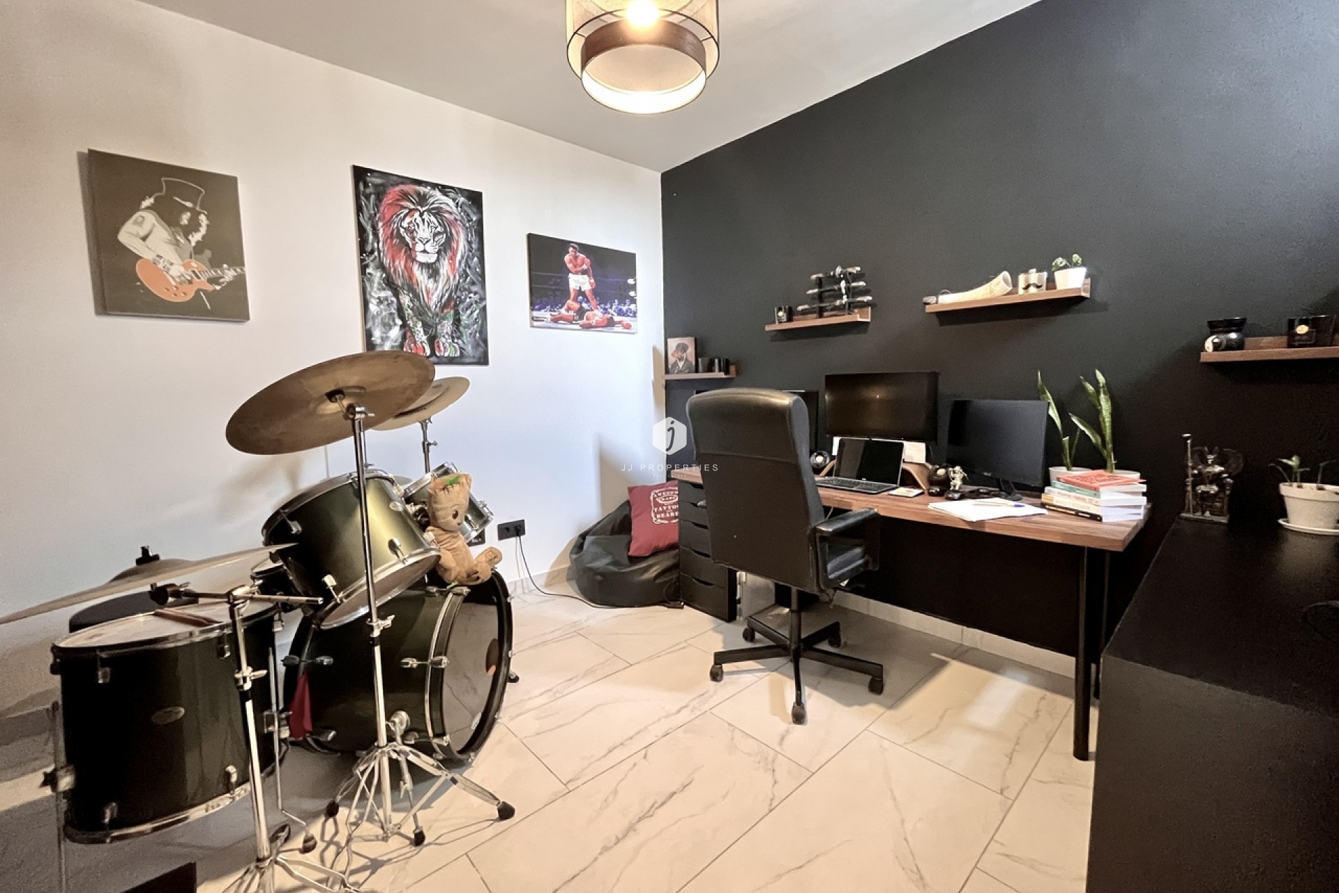 Z drugiej ręki - Villa -
San Miguel de Salinas - Inland