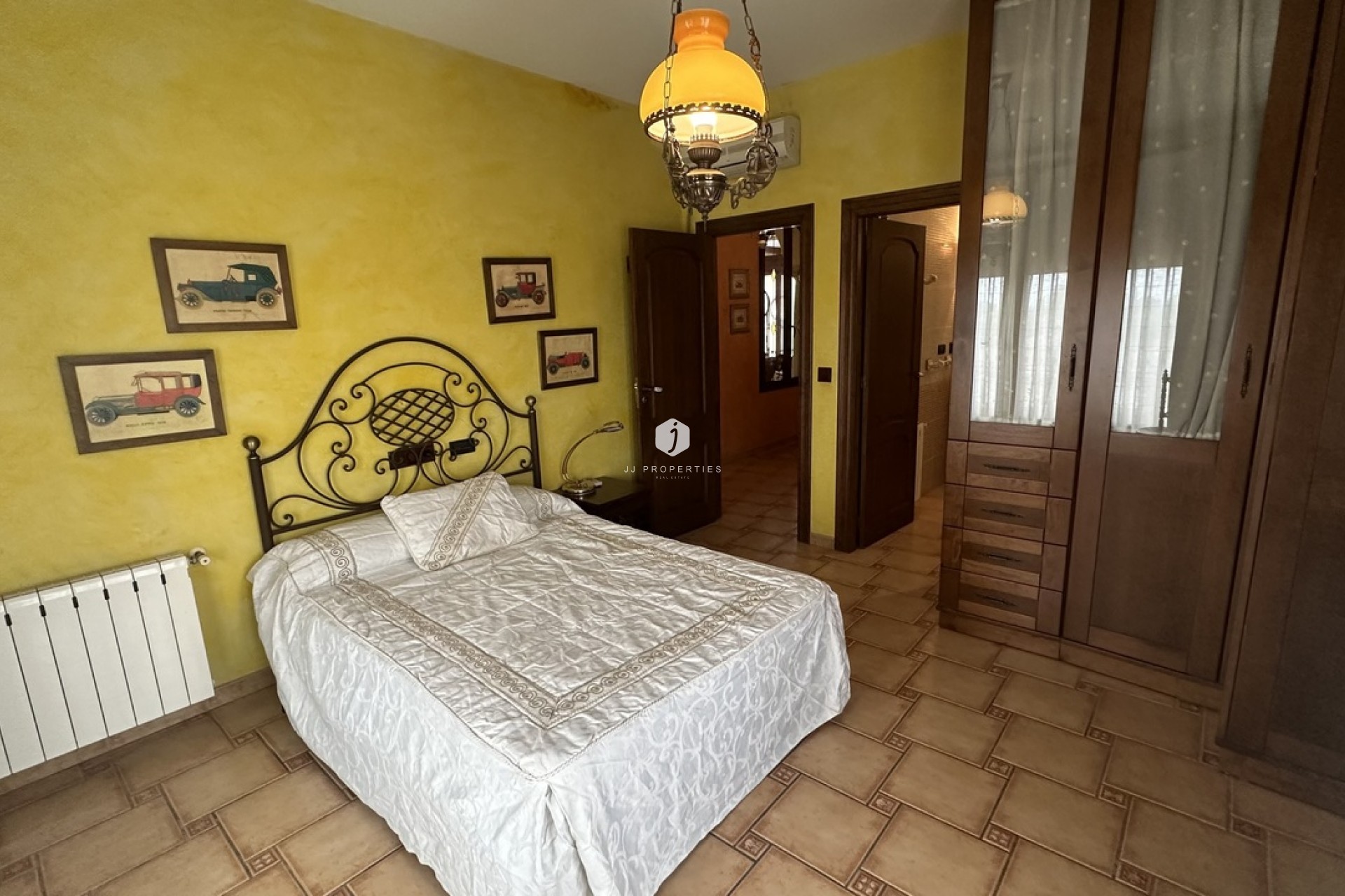 Z drugiej ręki - Villa -
San Miguel de Salinas - Inland