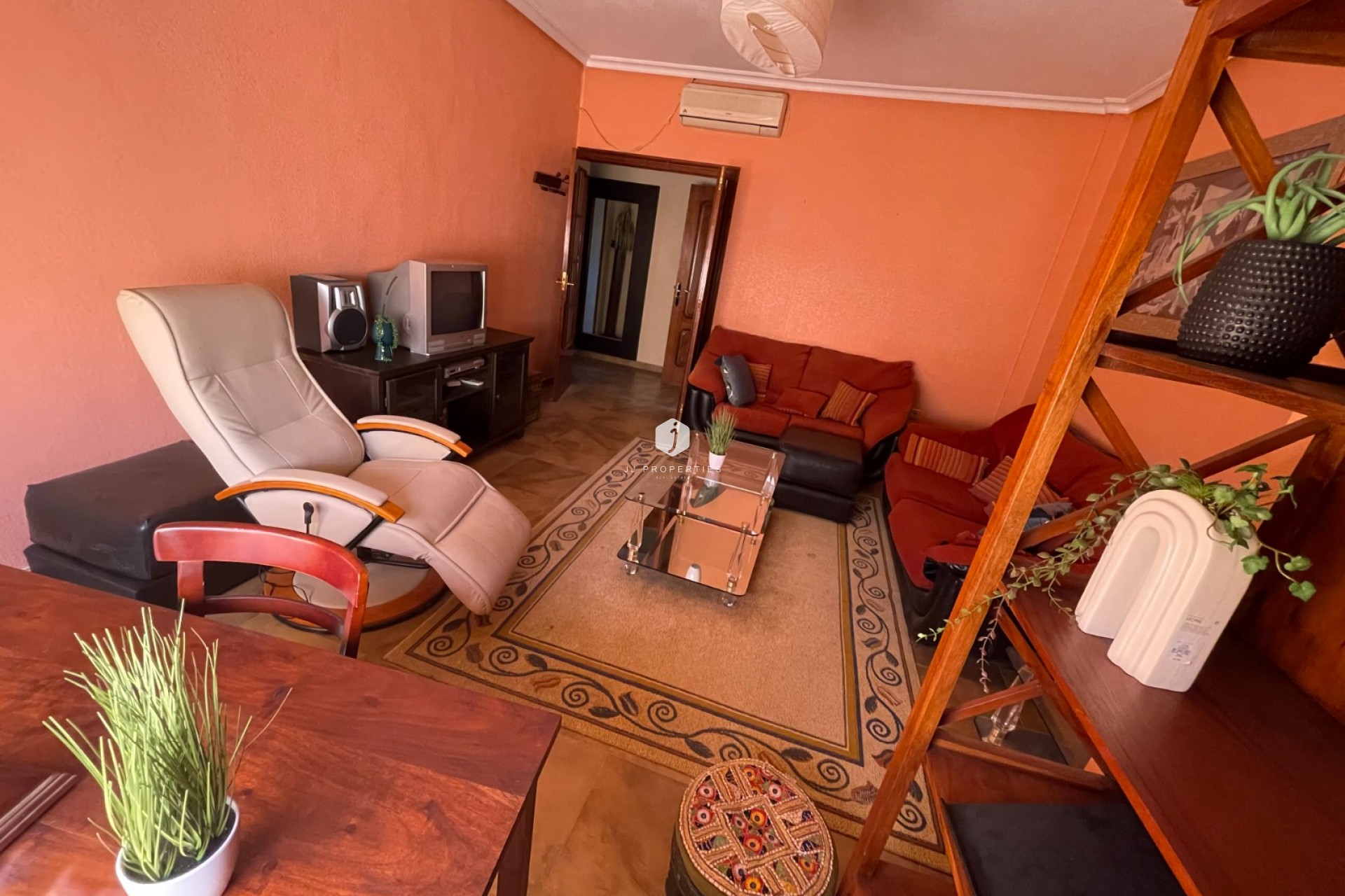 Z drugiej ręki - Villa -
San Miguel de Salinas - Inland