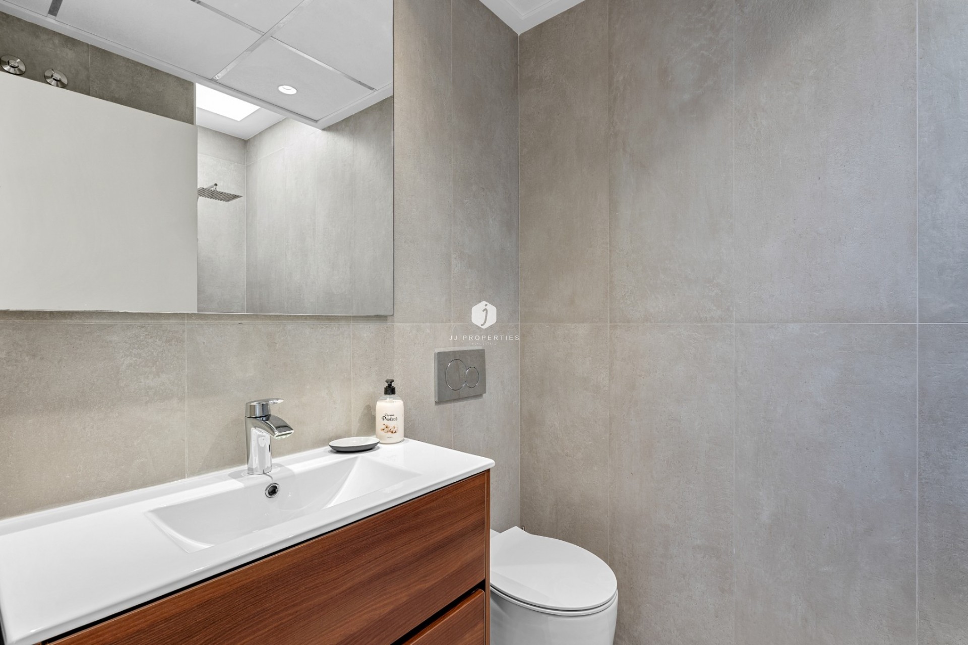 Z drugiej ręki - Villa -
San Miguel de Salinas - Inland