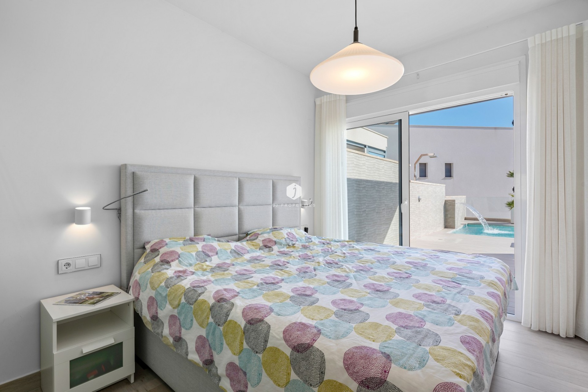 Z drugiej ręki - Villa -
San Miguel de Salinas - Inland