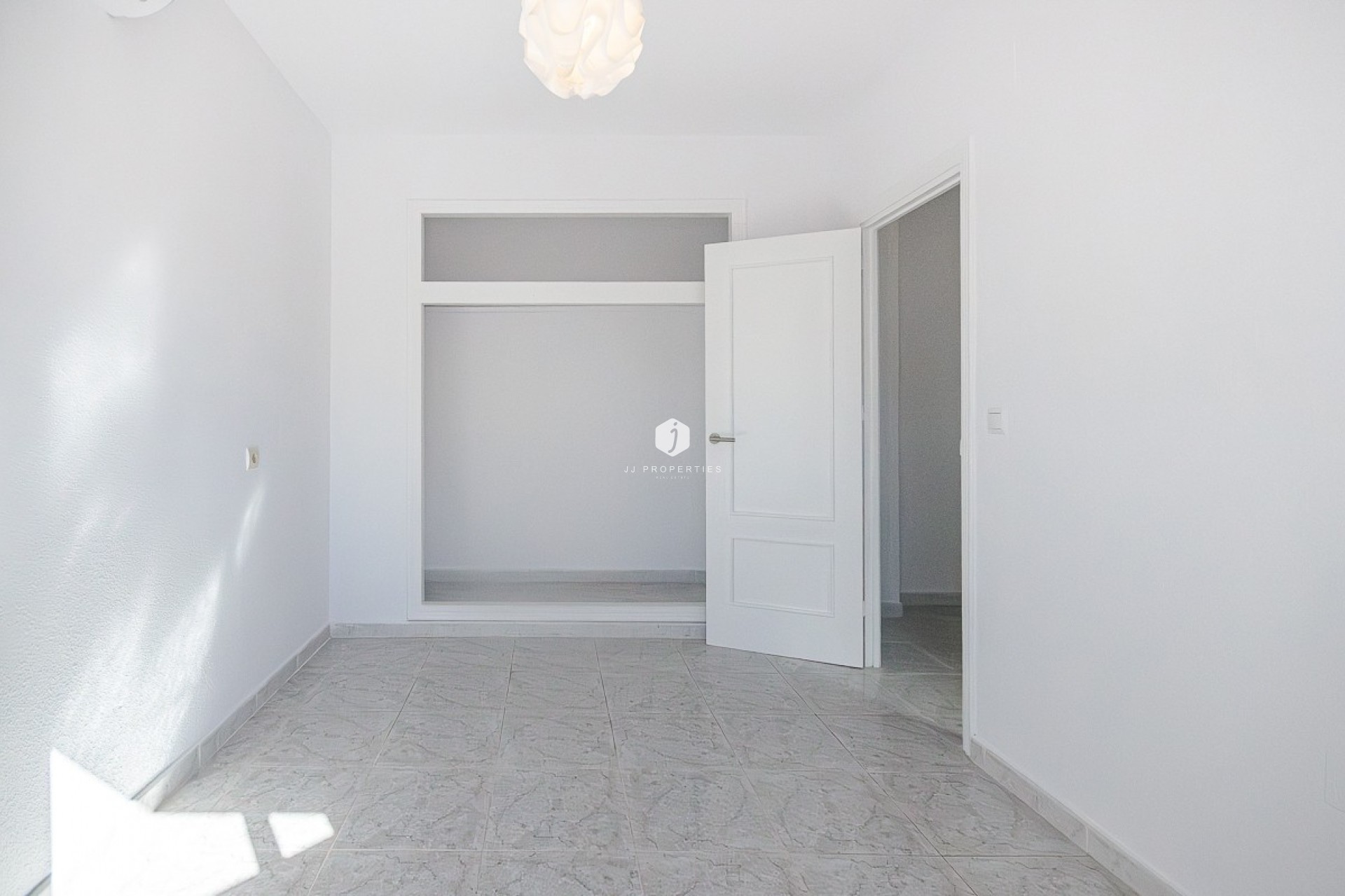 Z drugiej ręki - Villa -
San Miguel de Salinas - Inland