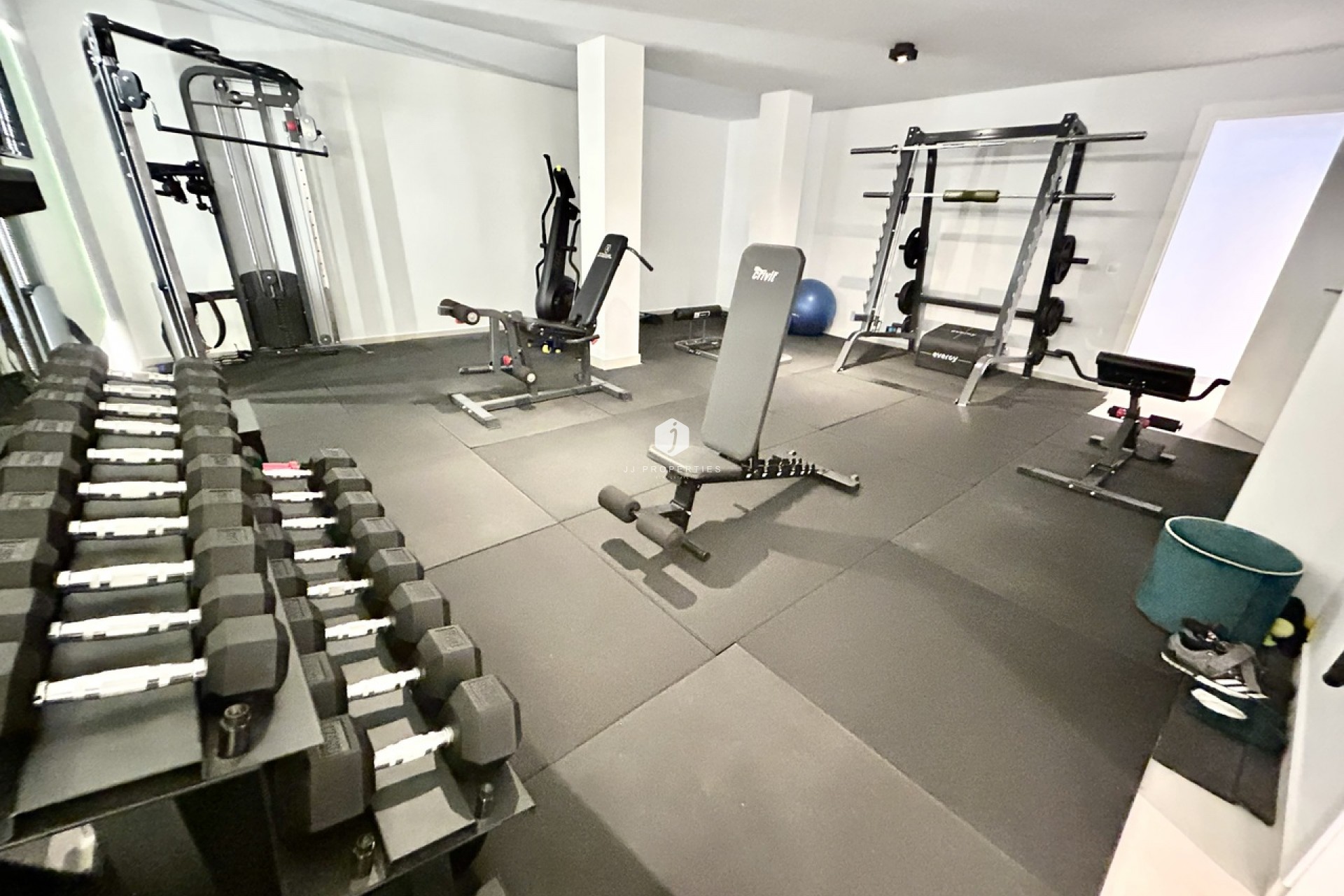 Z drugiej ręki - Villa -
San Miguel de Salinas - Inland