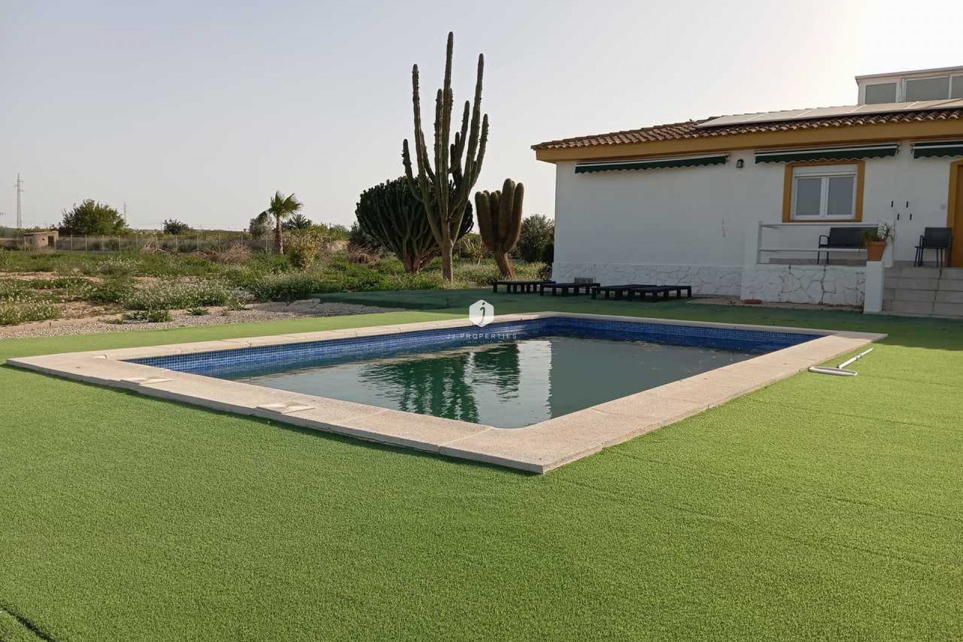 Z drugiej ręki - Villa -
San Miguel de Salinas - Inland