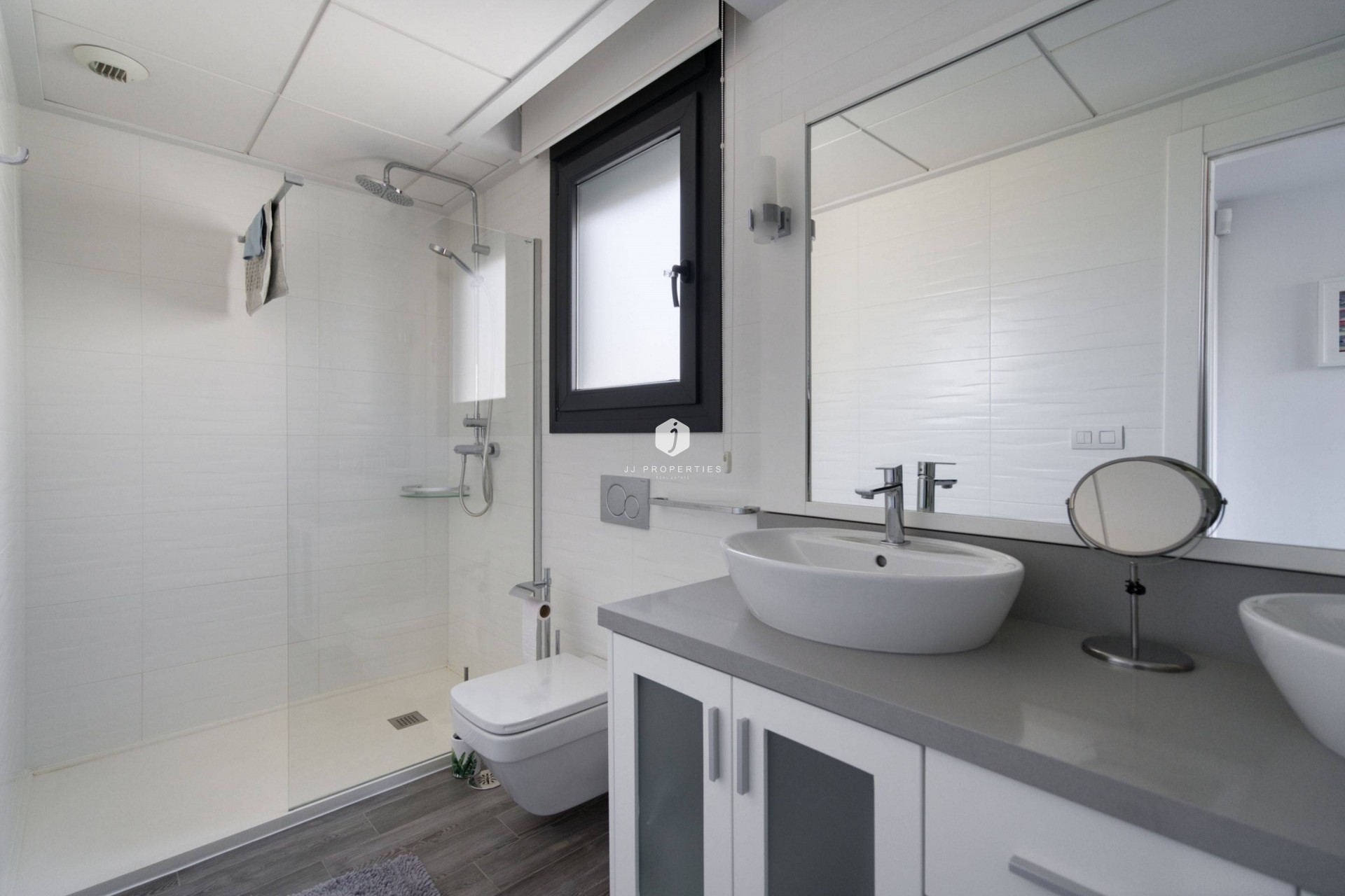 Z drugiej ręki - Villa -
Torrevieja - Aguas Nuevas 2