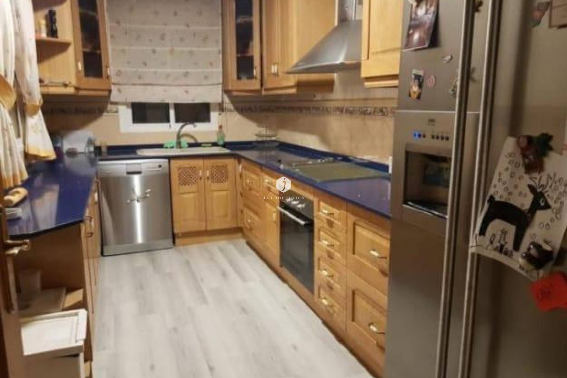 Z drugiej ręki - Villa -
Torrevieja - aguas nuevas