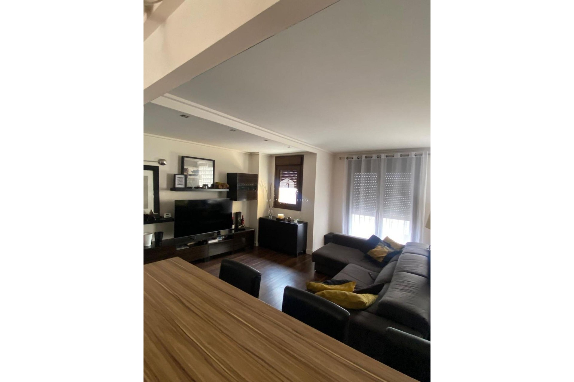 Z drugiej ręki - Villa -
Torrevieja - Centro - Muelle Pesquero