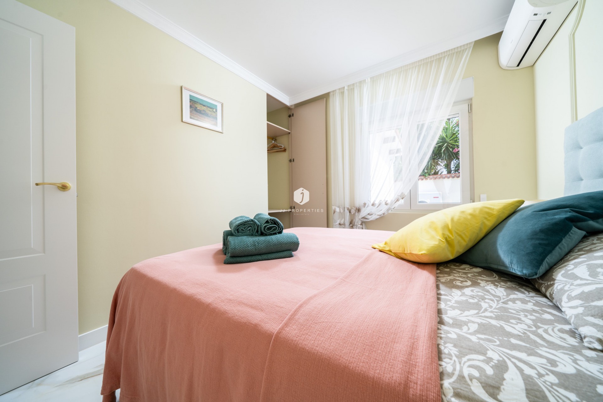 Z drugiej ręki - Villa -
Torrevieja - Costa Blanca