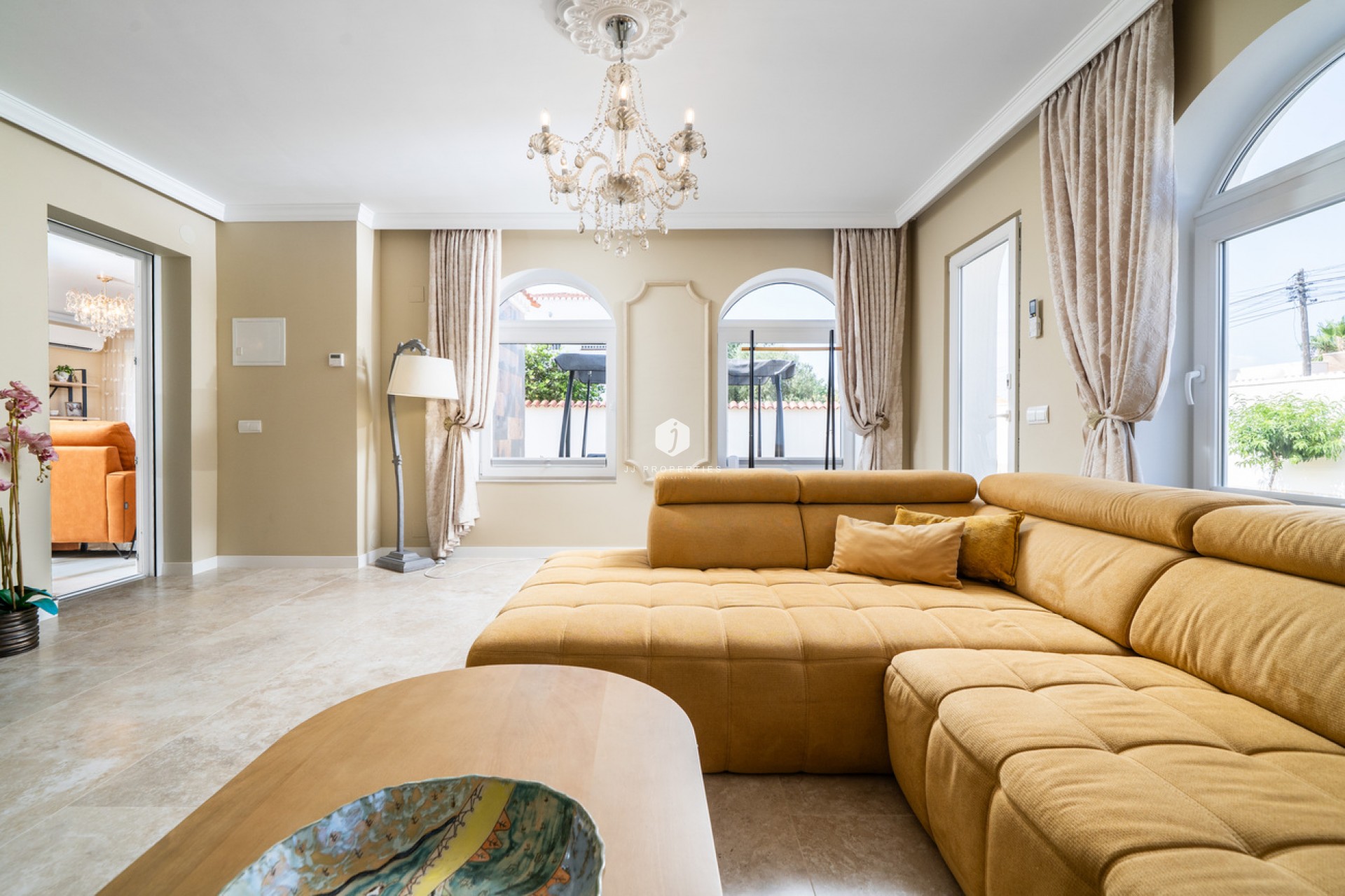 Z drugiej ręki - Villa -
Torrevieja - Costa Blanca