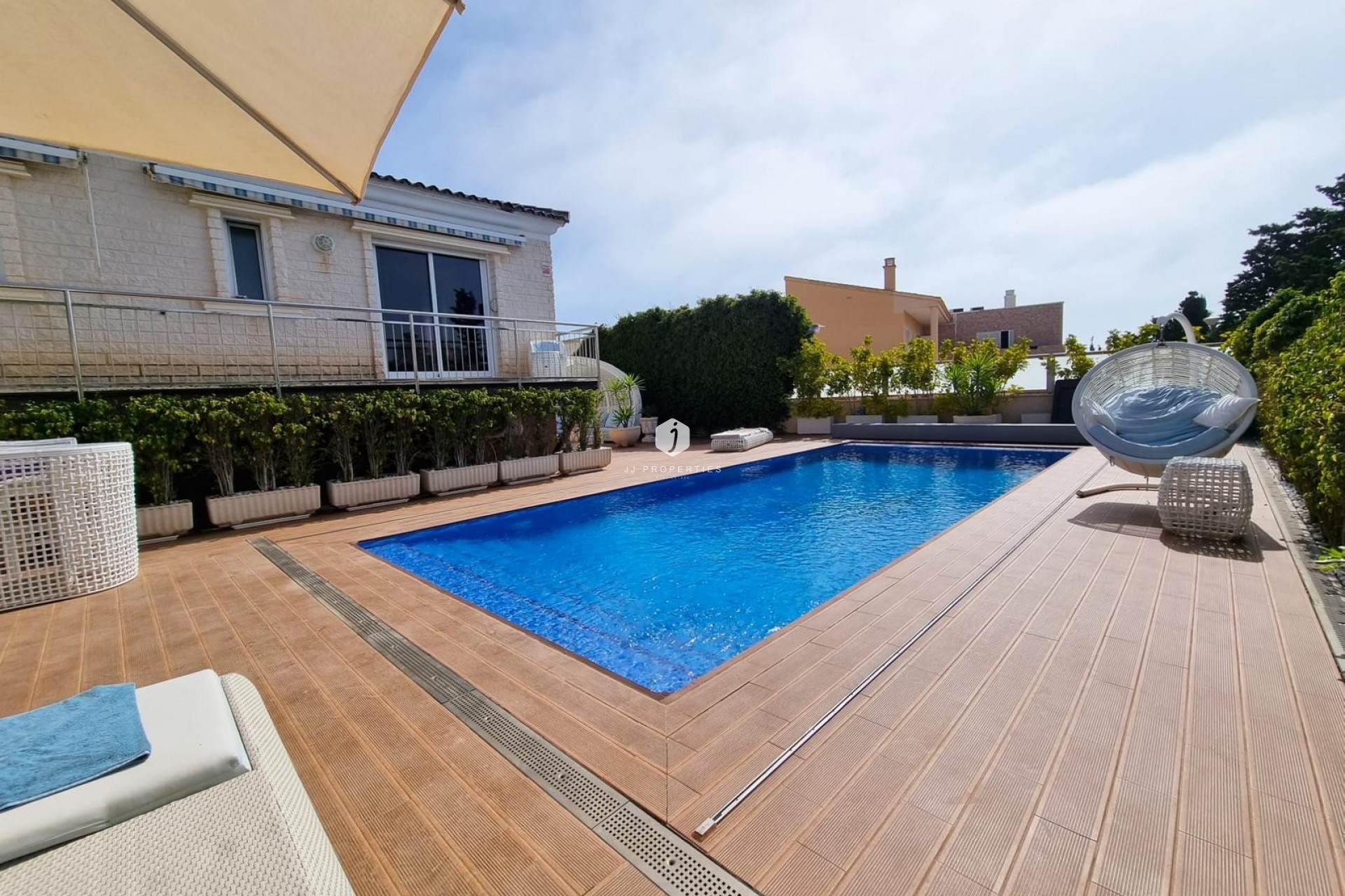 Z drugiej ręki - Villa -
Torrevieja - Costa Blanca