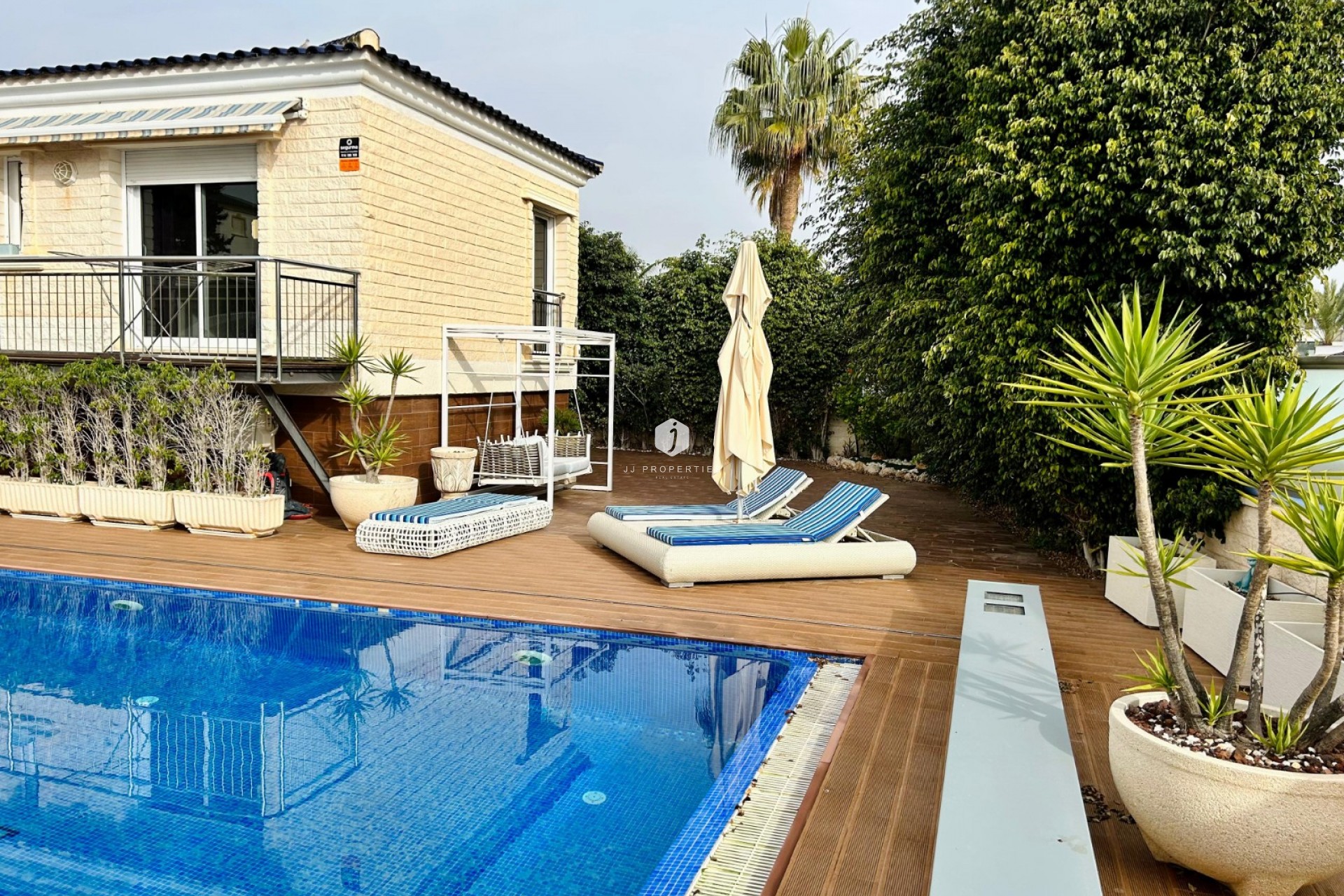 Z drugiej ręki - Villa -
Torrevieja - Costa Blanca